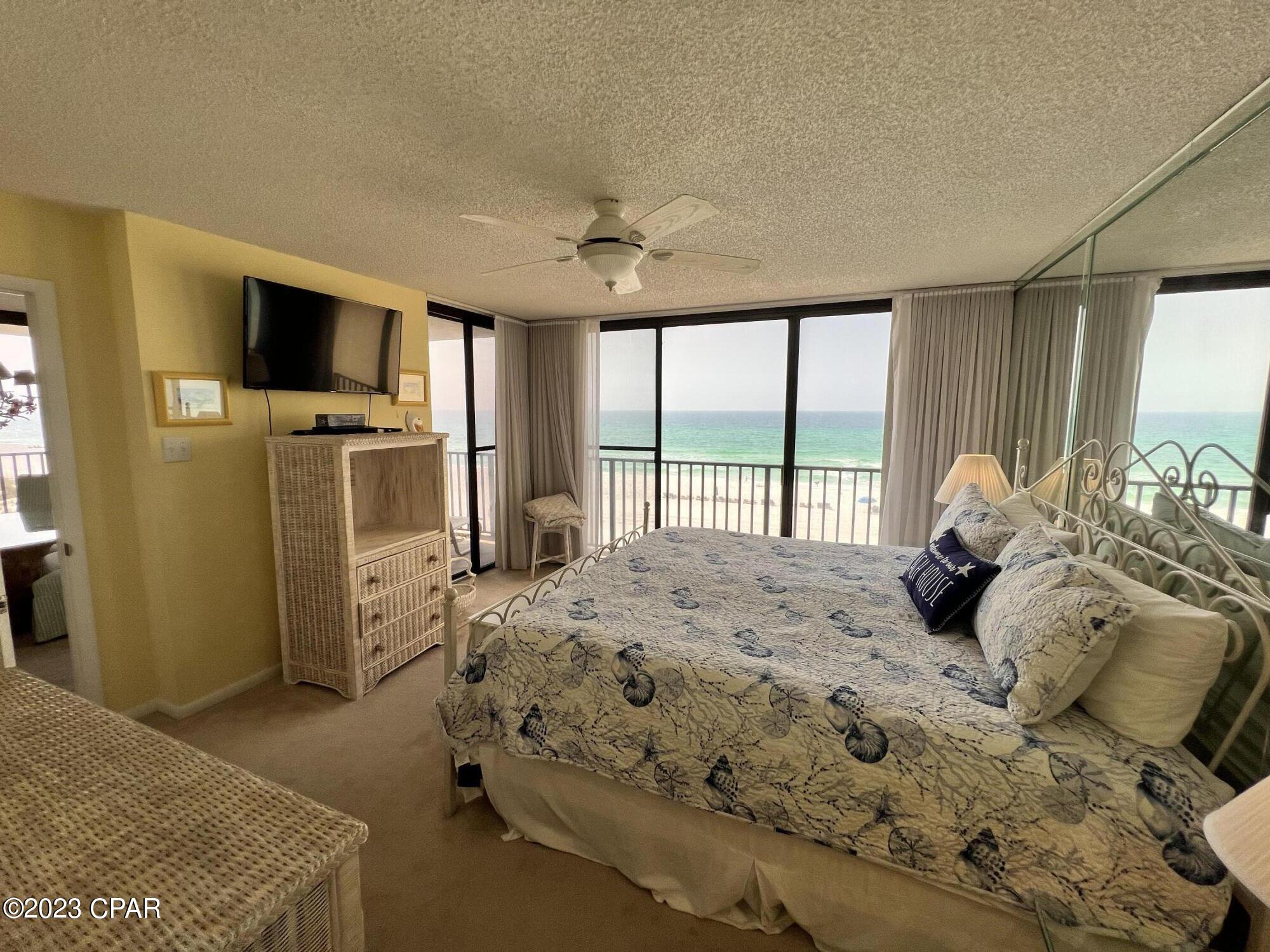 Pelican Walk - Residential