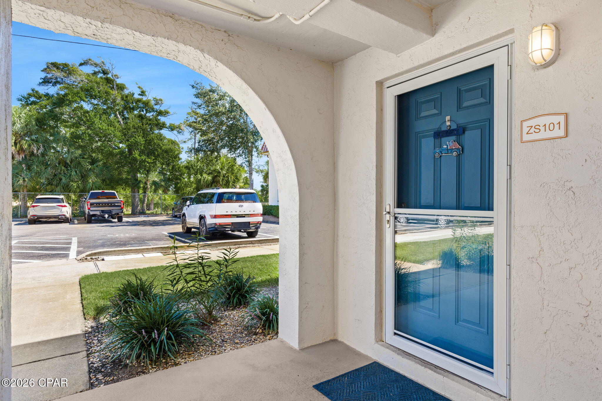 2100 W Beach Drive ZS101