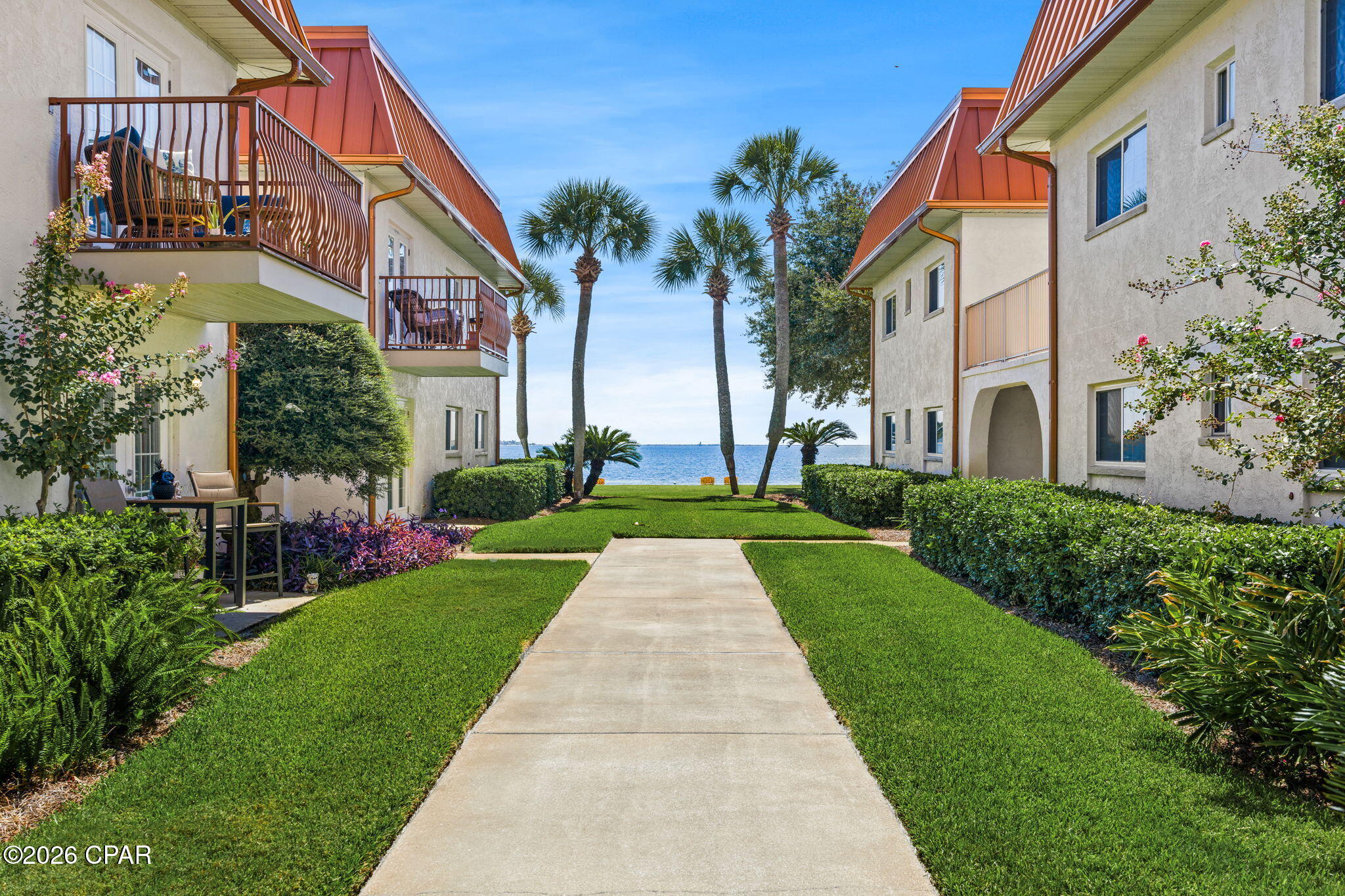 2100 W Beach Drive ZS101