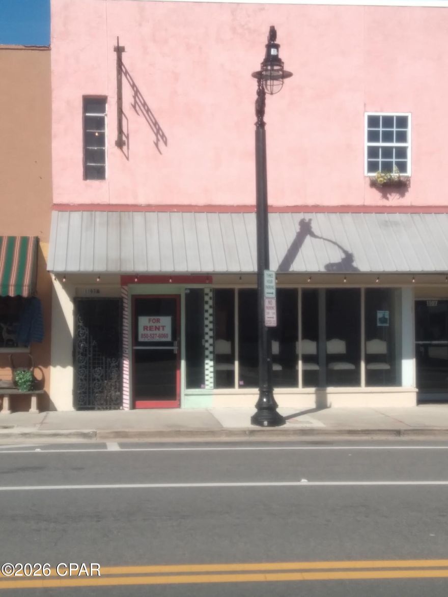 St. Andrews Downtown 1105 Beck Avenue.  In the heart of St. Andrews. 600 Sq ft/ Hair Salon-Barber Shop/Commerical/Retail space.   This space is set up for a hair salon/Barber shop.  Ready to go  Across from Captains table Restaraunt.  1 block to Hunts Oyster bar. 1/2 block to St Andrews Marina.  Plenty of parking.