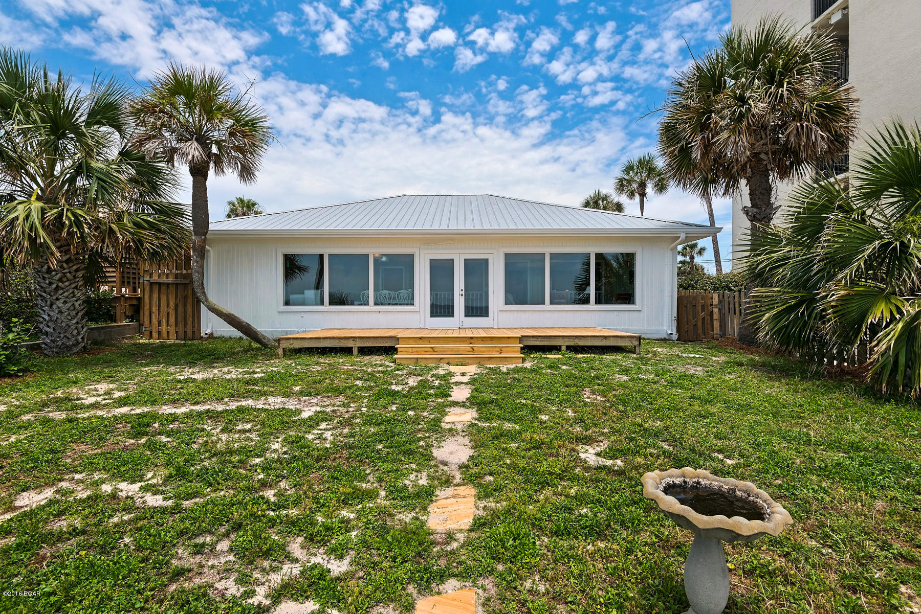 Kiska Beach - Residential