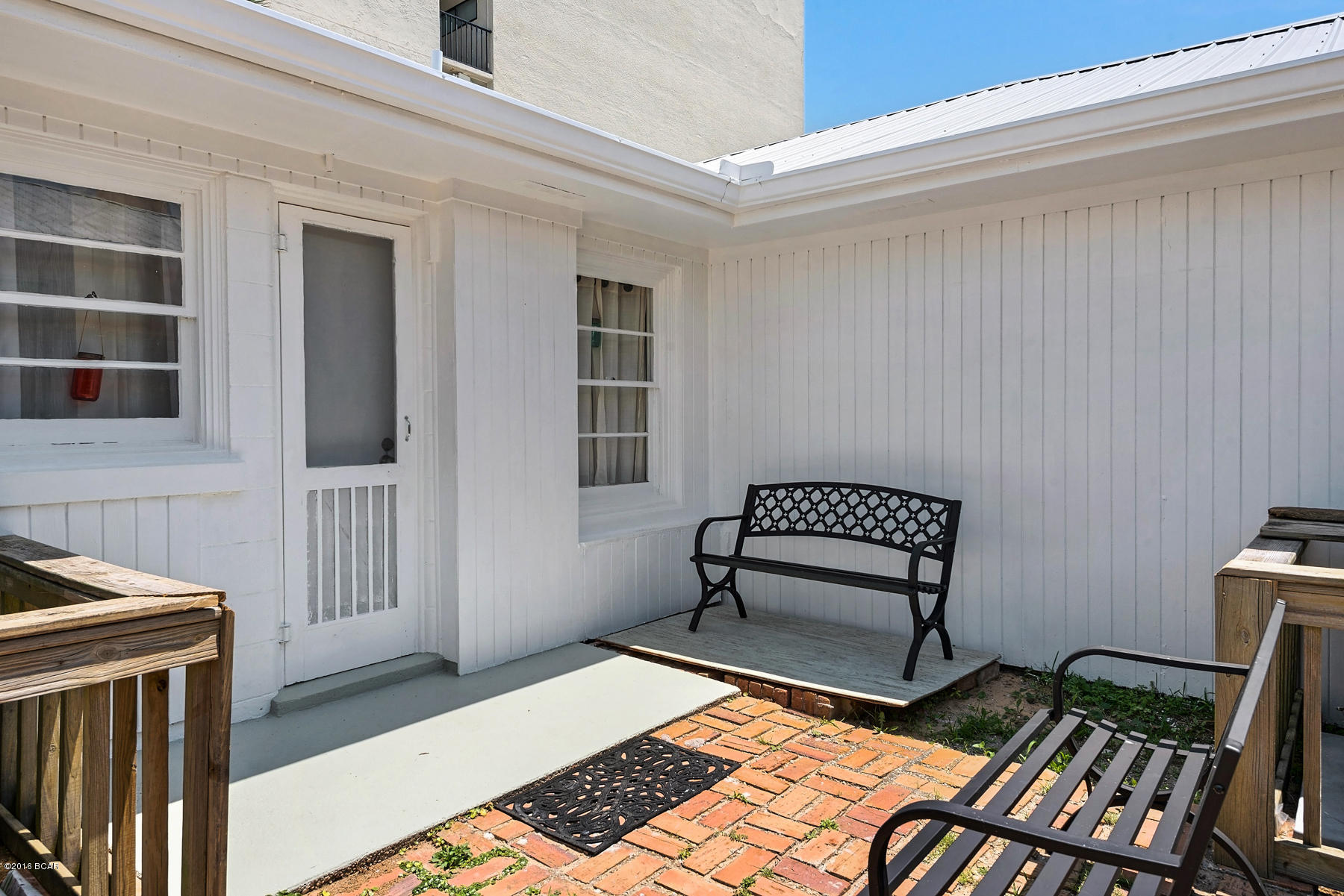 Kiska Beach - Residential