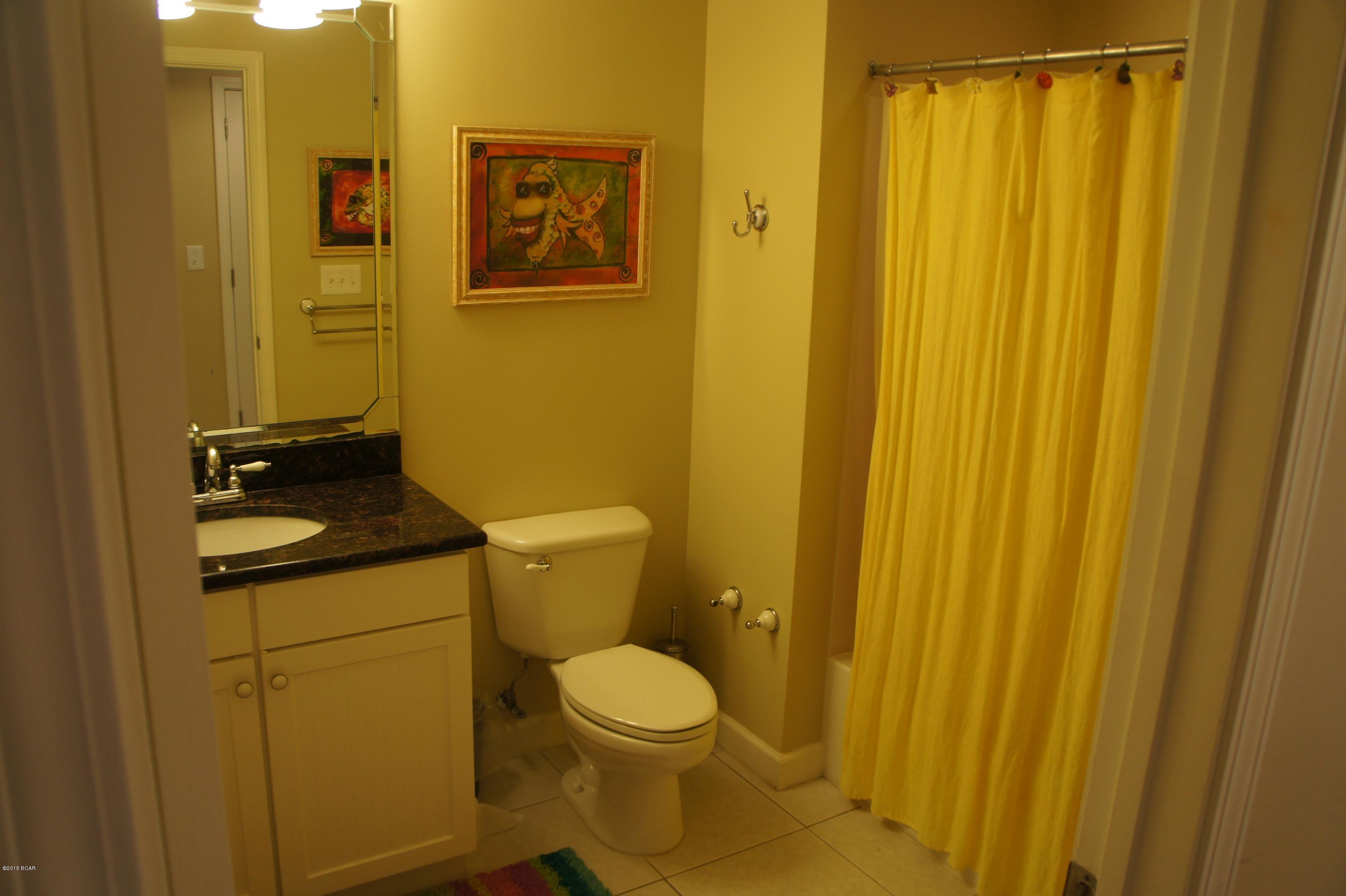 Splash Condo - Residential