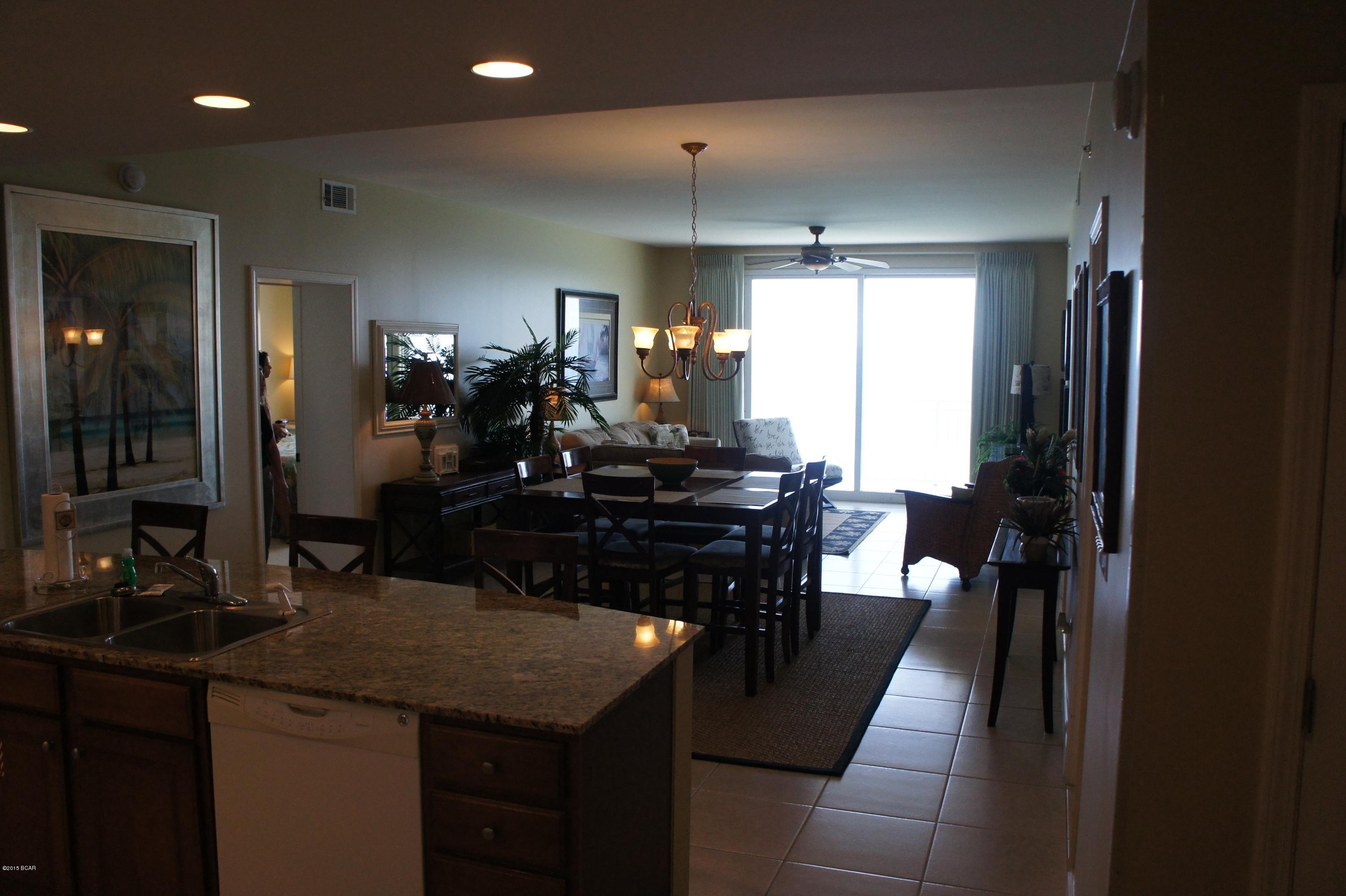 Splash Condo - Residential