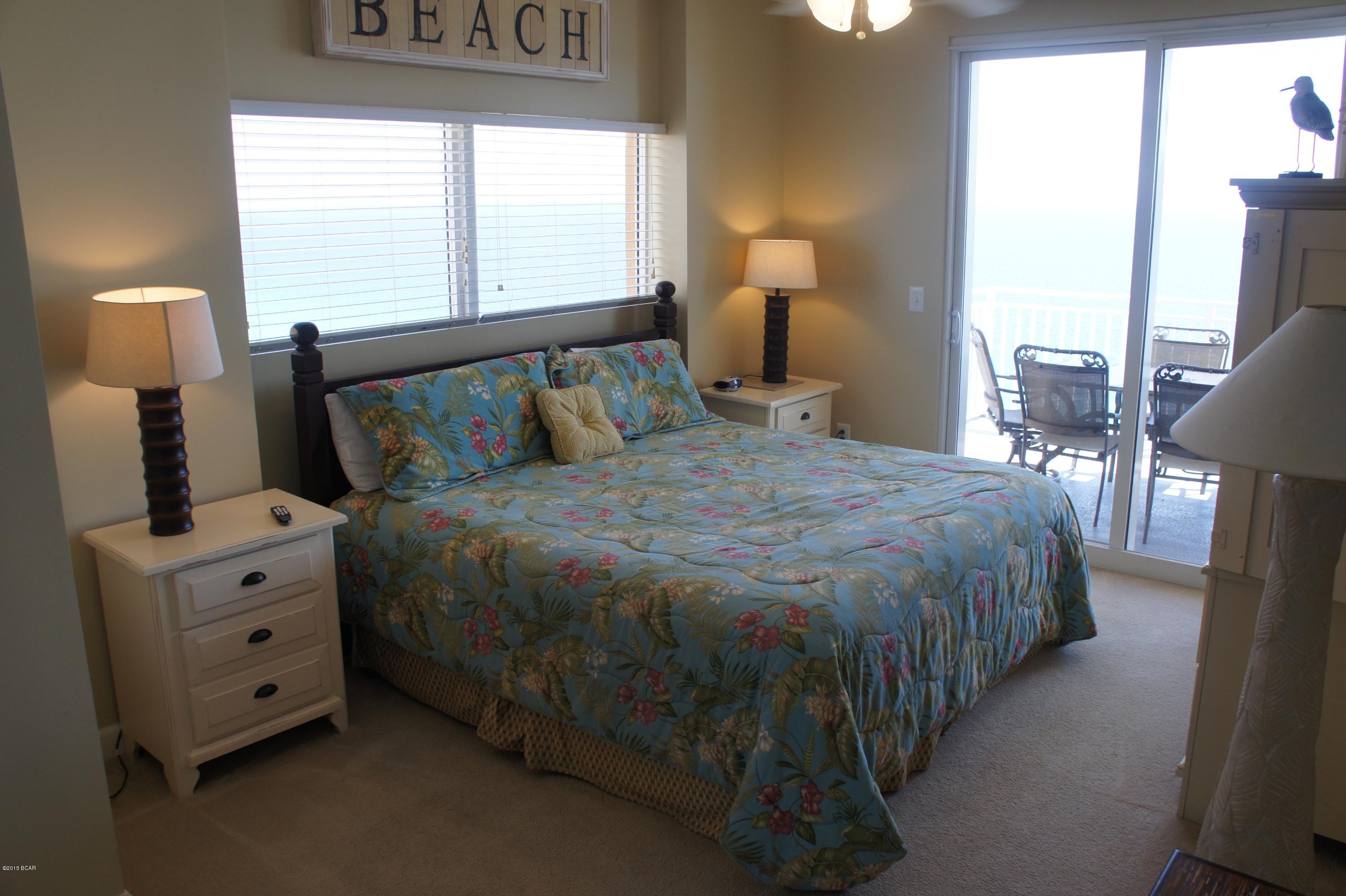 Splash Condo - Residential