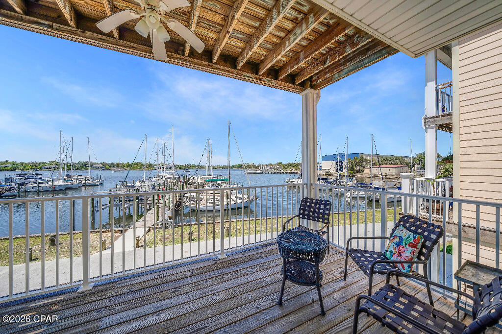 Oakridge 1st Add.Wnhs - Residential