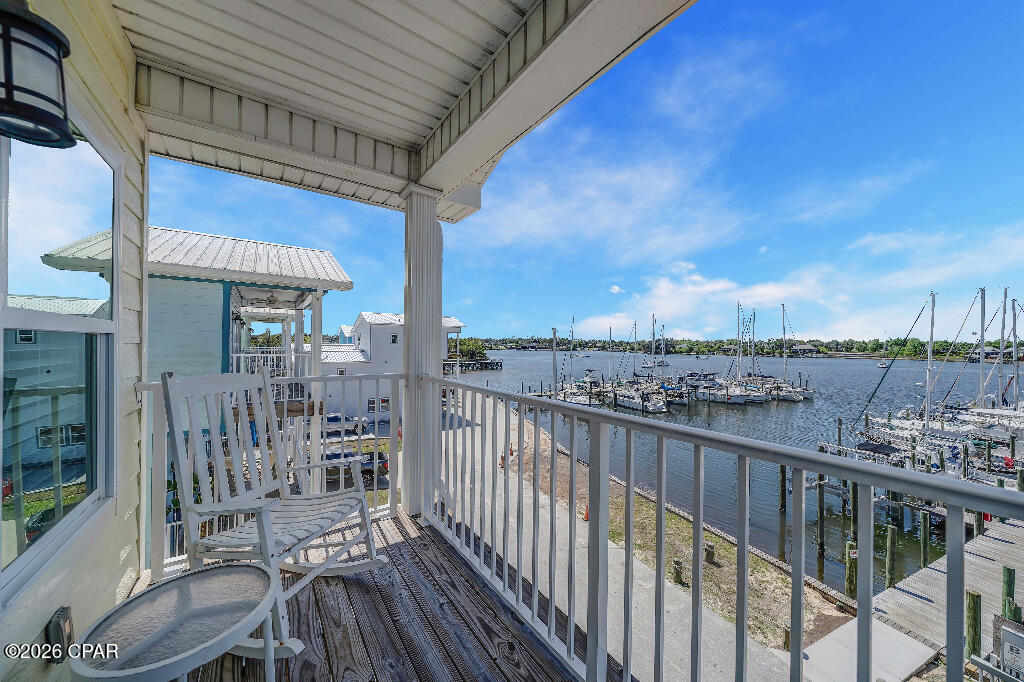 Oakridge 1st Add.Wnhs - Residential