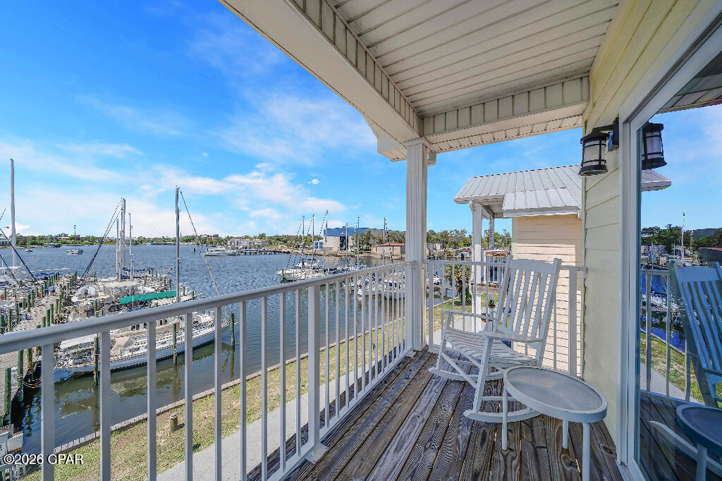 Oakridge 1st Add.Wnhs - Residential