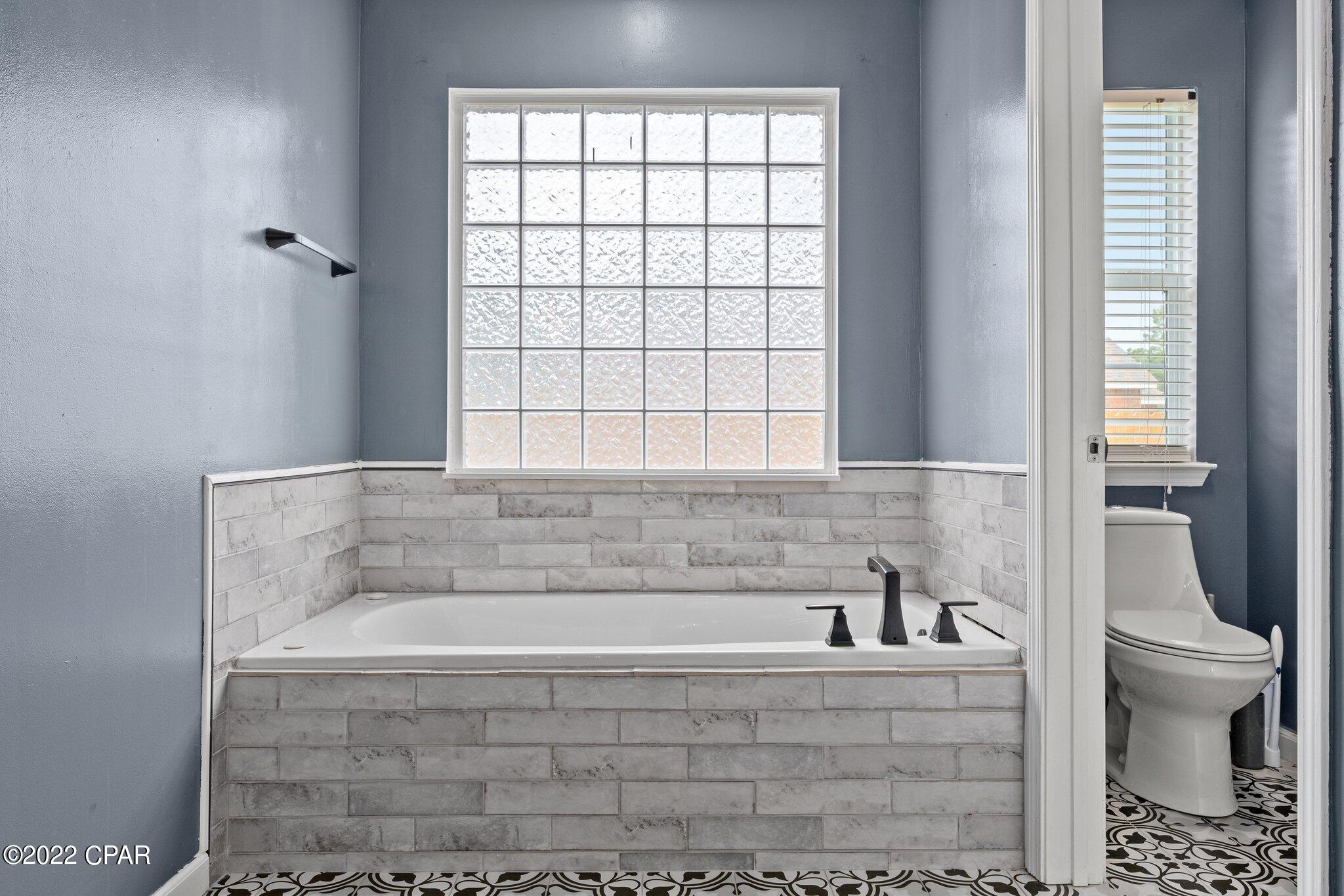 Oakcrest Unit 1 - Residential