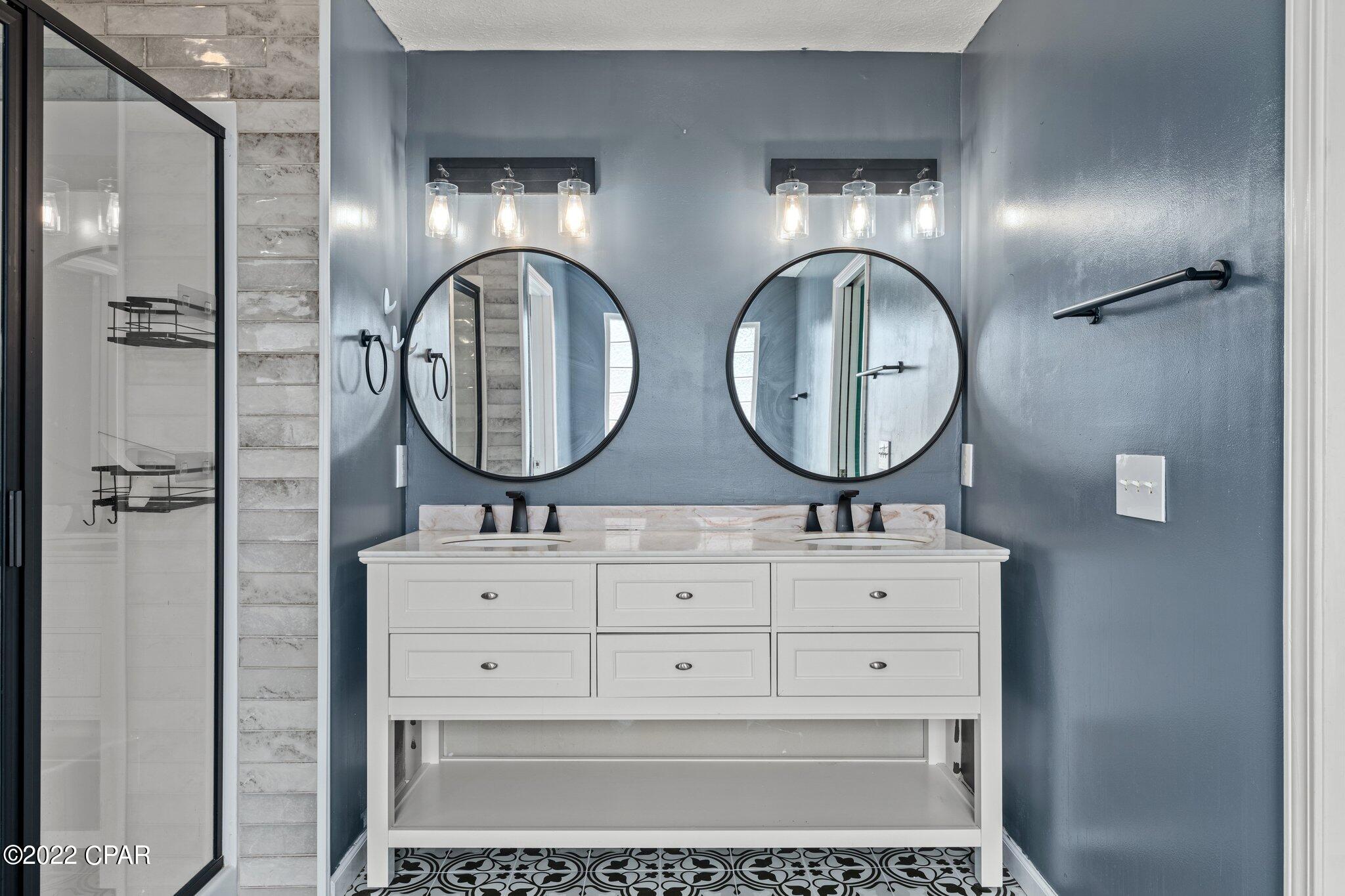 Oakcrest Unit 1 - Residential