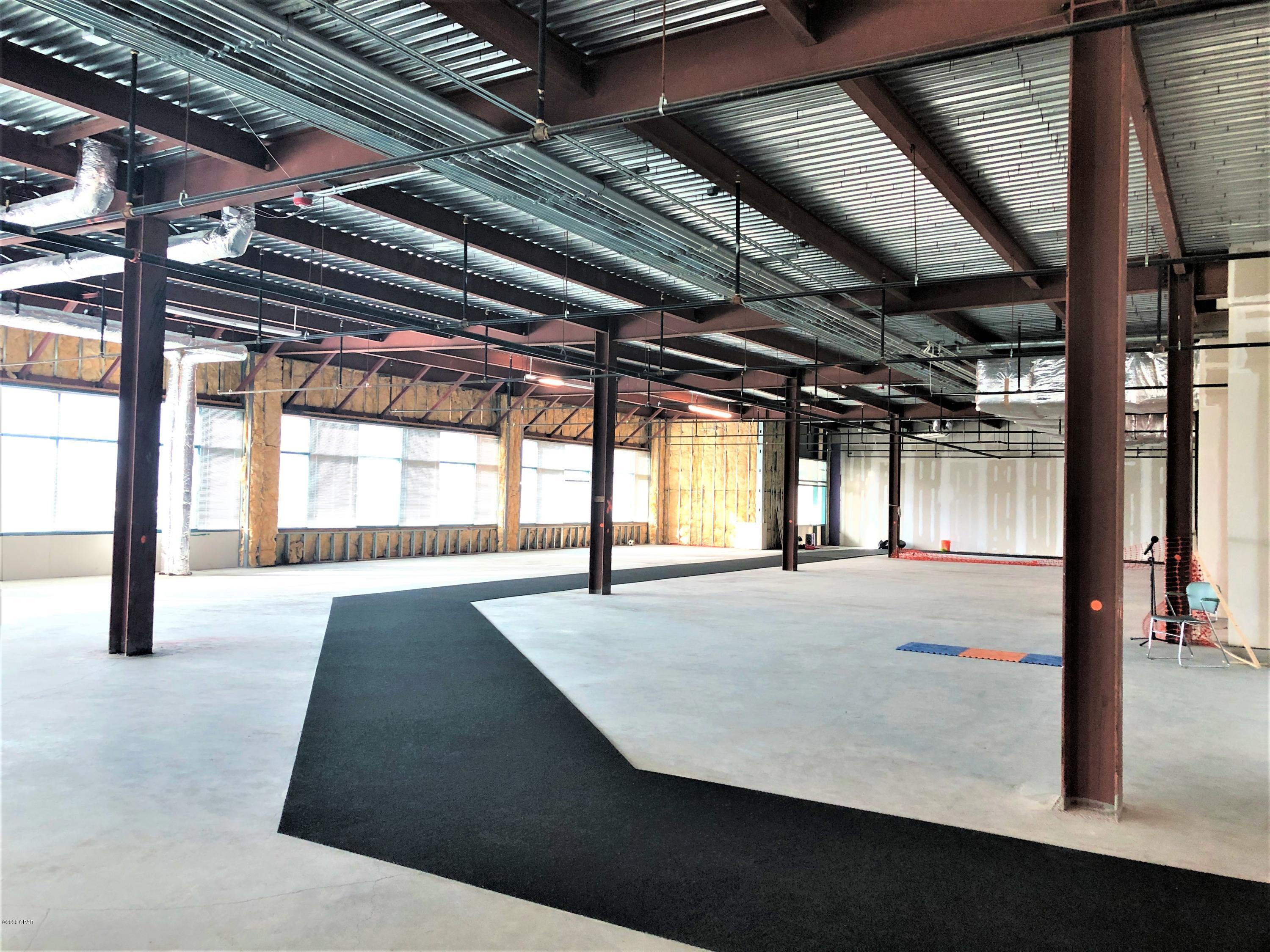 [No Recorded Subdiv] - Commercial Lease