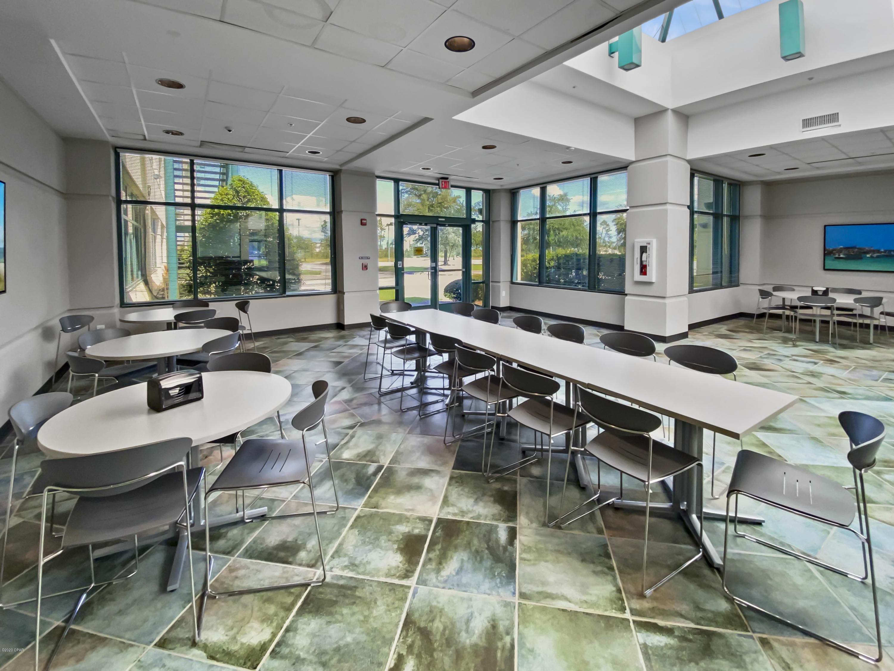 [No Recorded Subdiv] - Commercial Lease