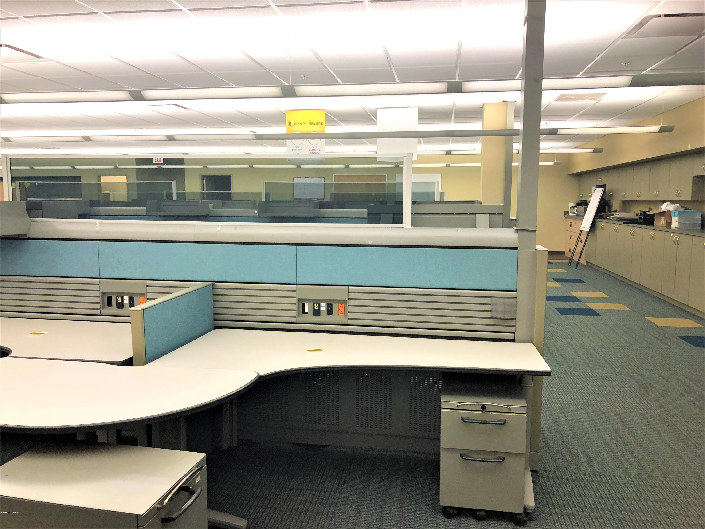 [No Recorded Subdiv] - Commercial Lease