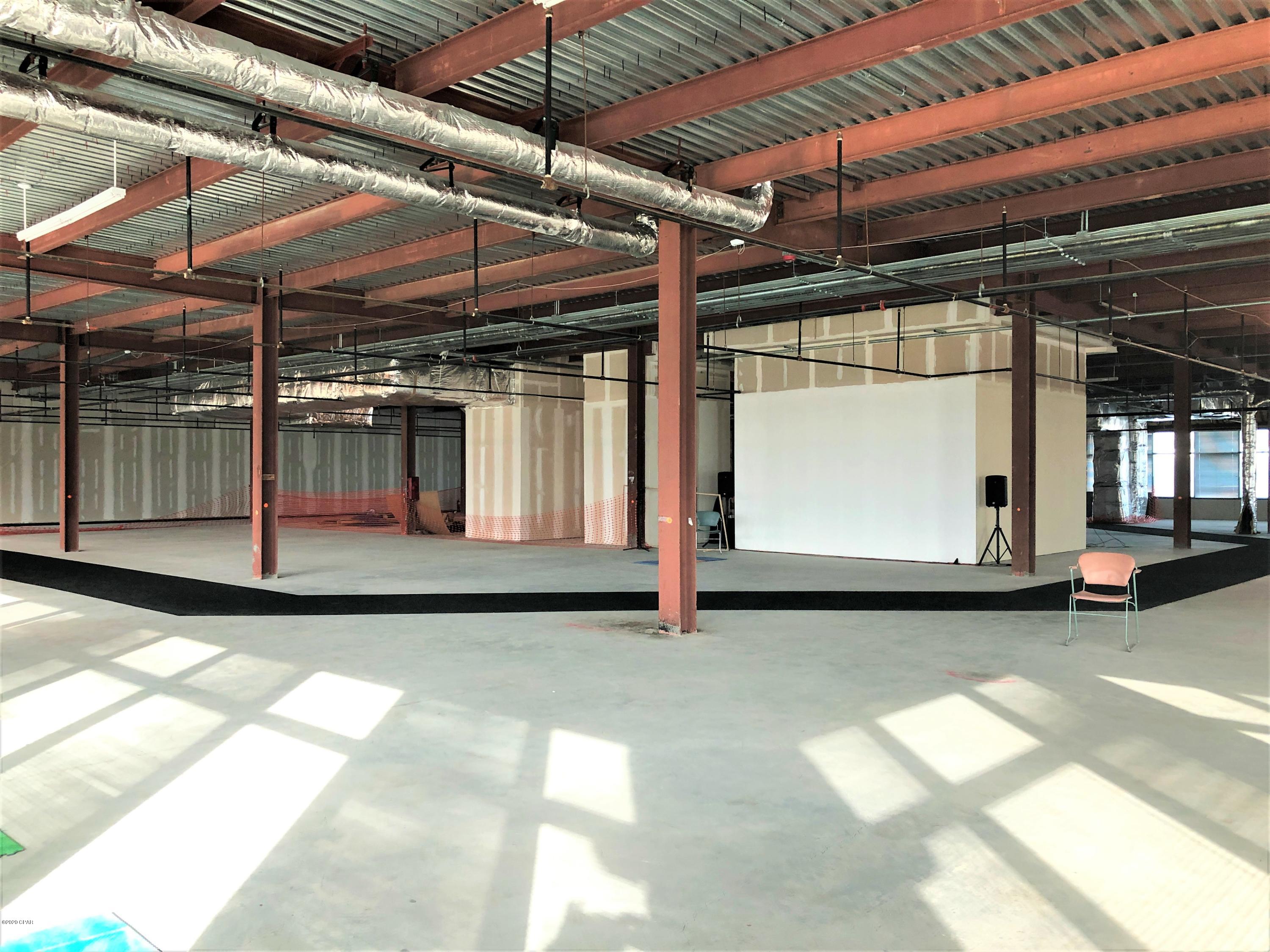 [No Recorded Subdiv] - Commercial Lease