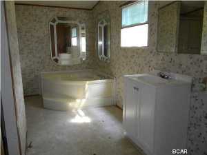 White Western Springs Unit 1 - Residential