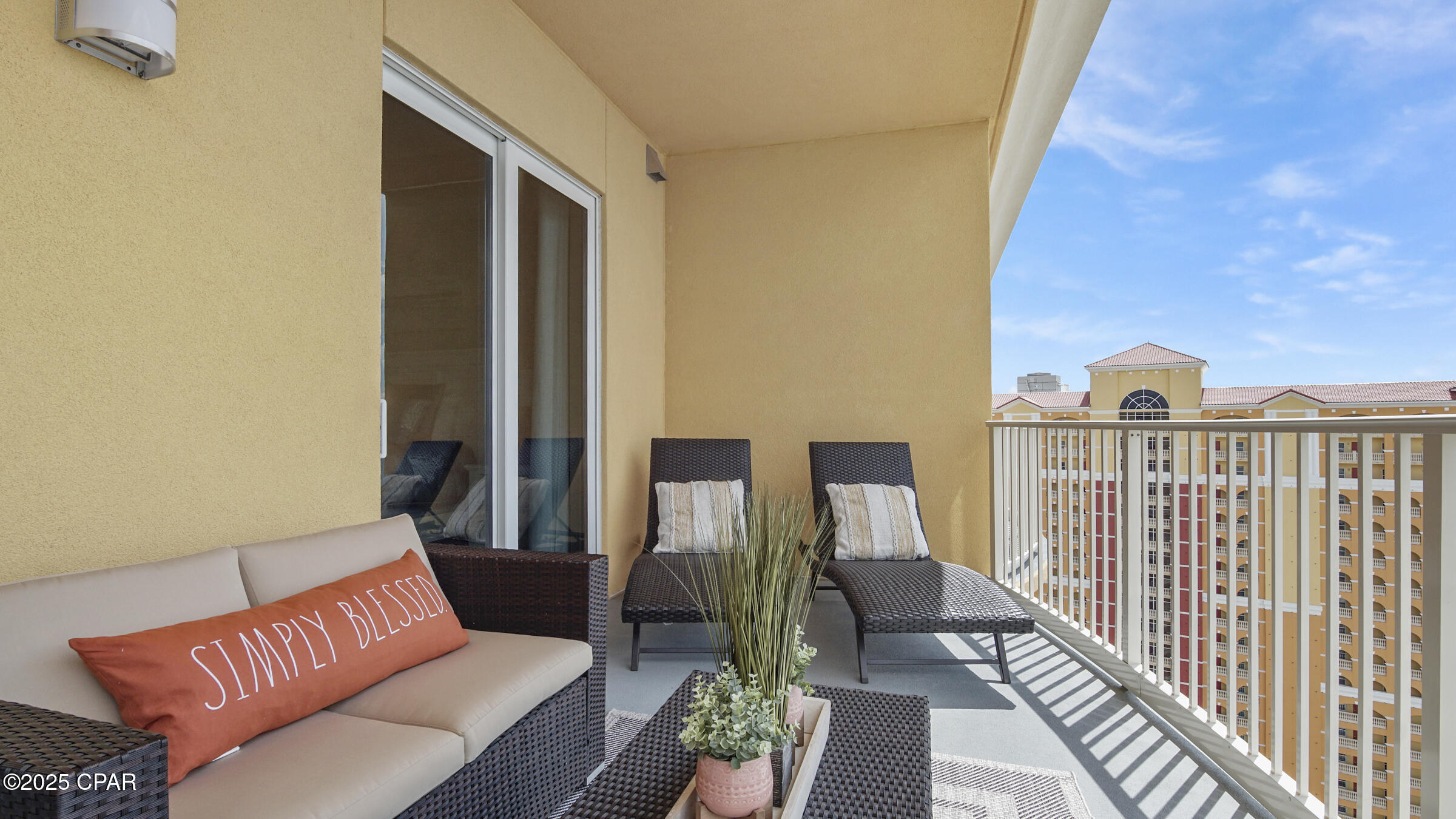 Calypso Towers III - Residential