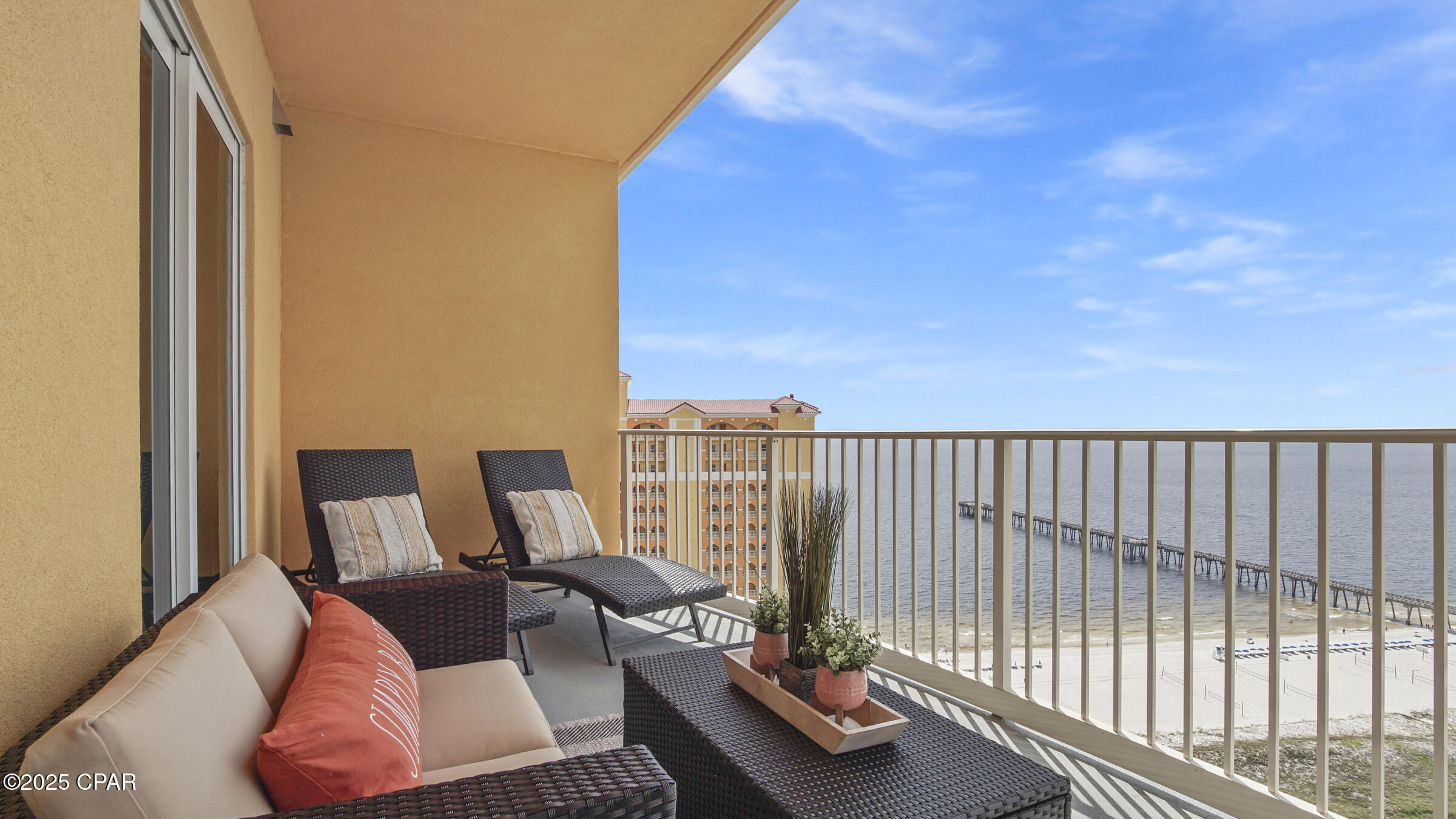 Calypso Towers III - Residential