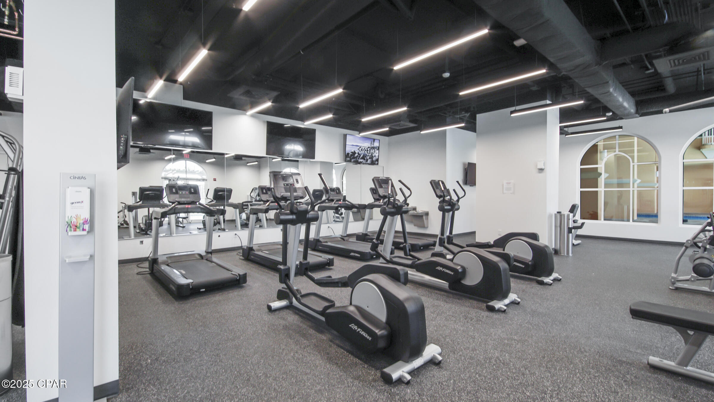 Calypso Towers III - Residential