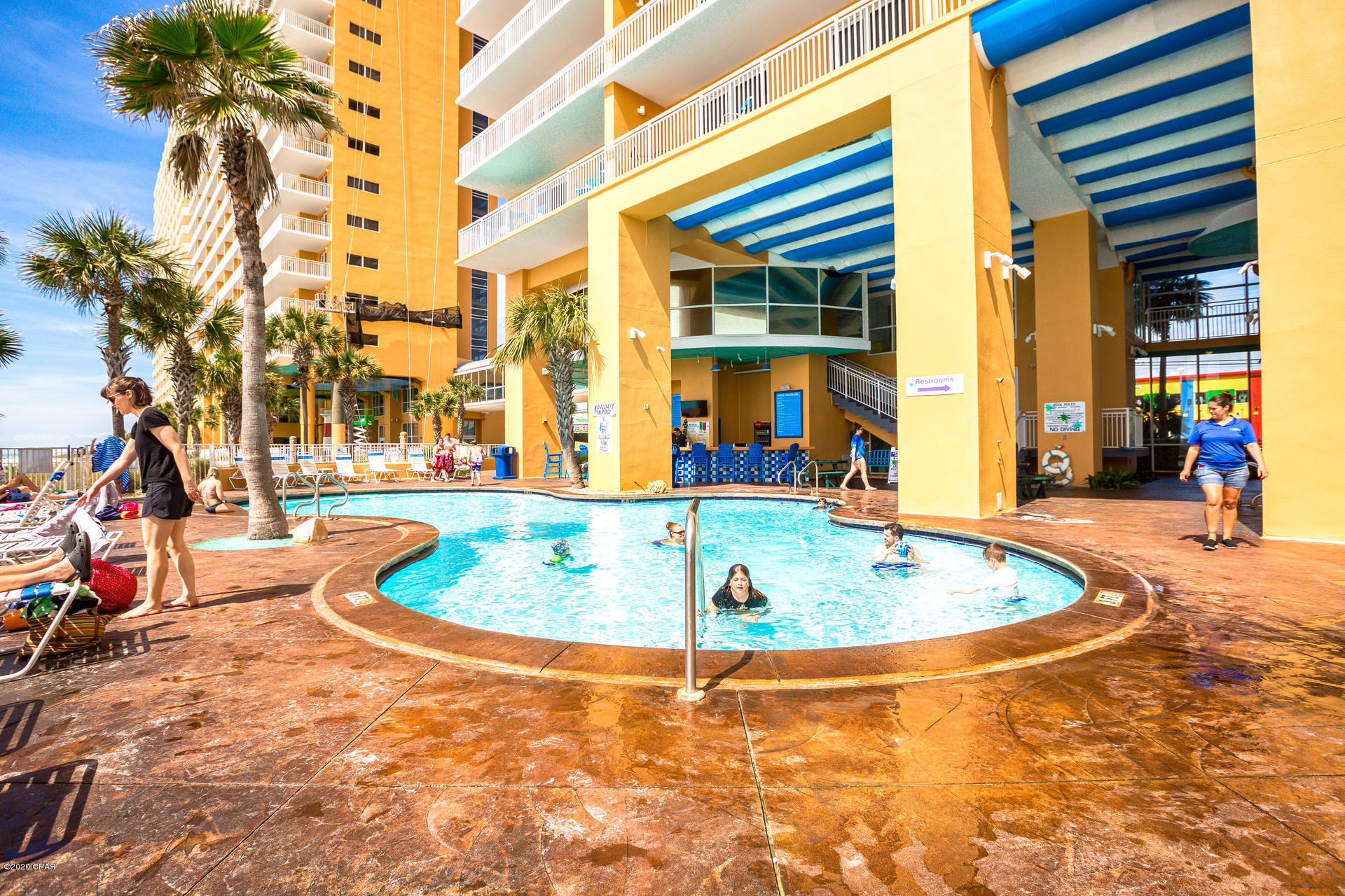 Splash Condo - Residential