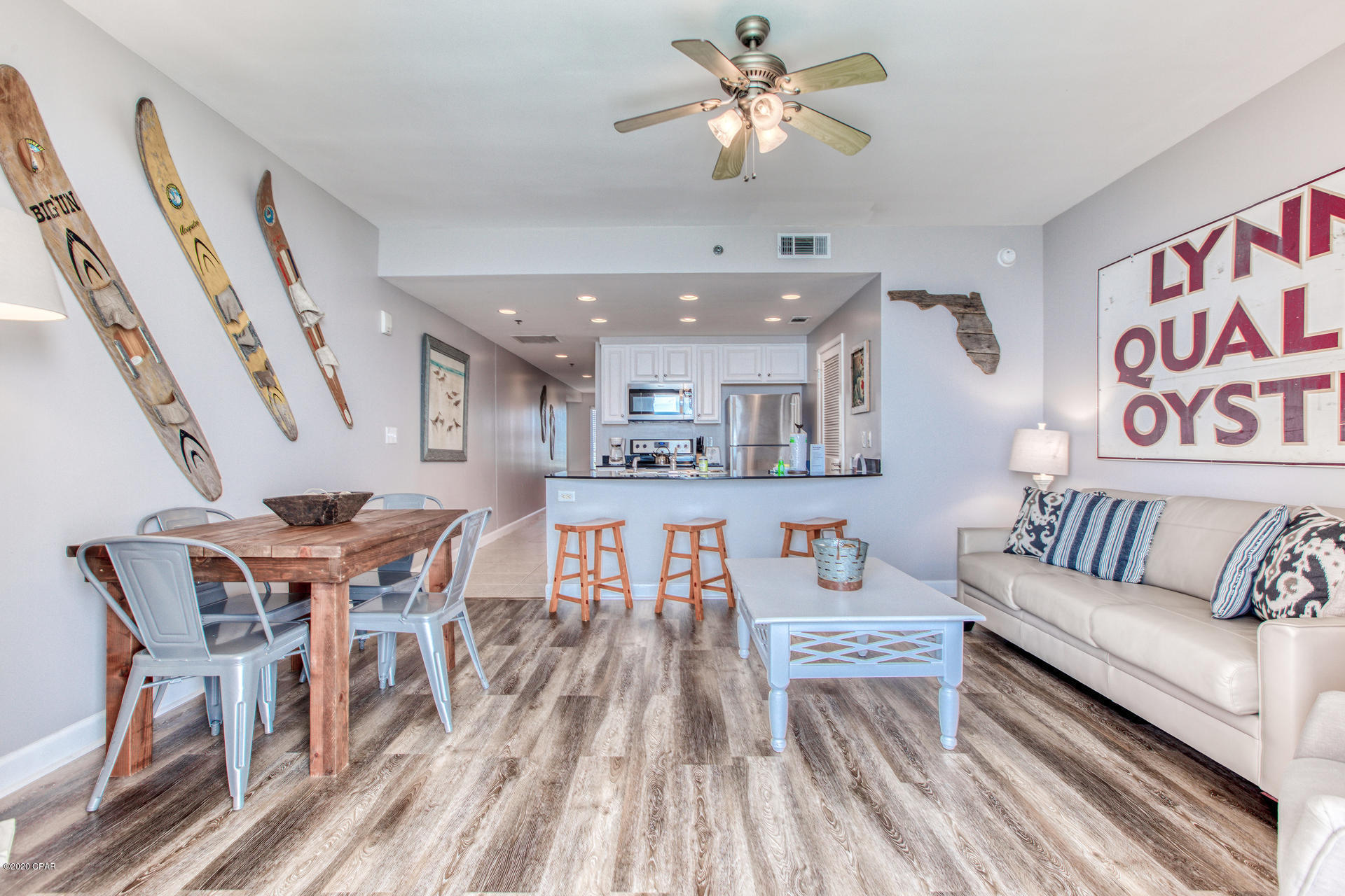 Splash Condo - Residential