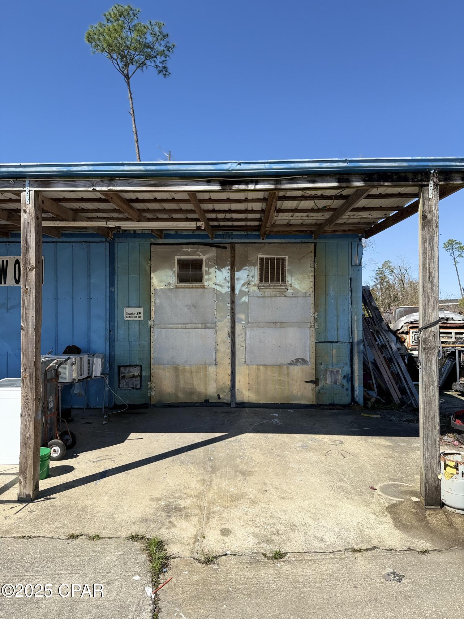 Highland City - Commercial Sale