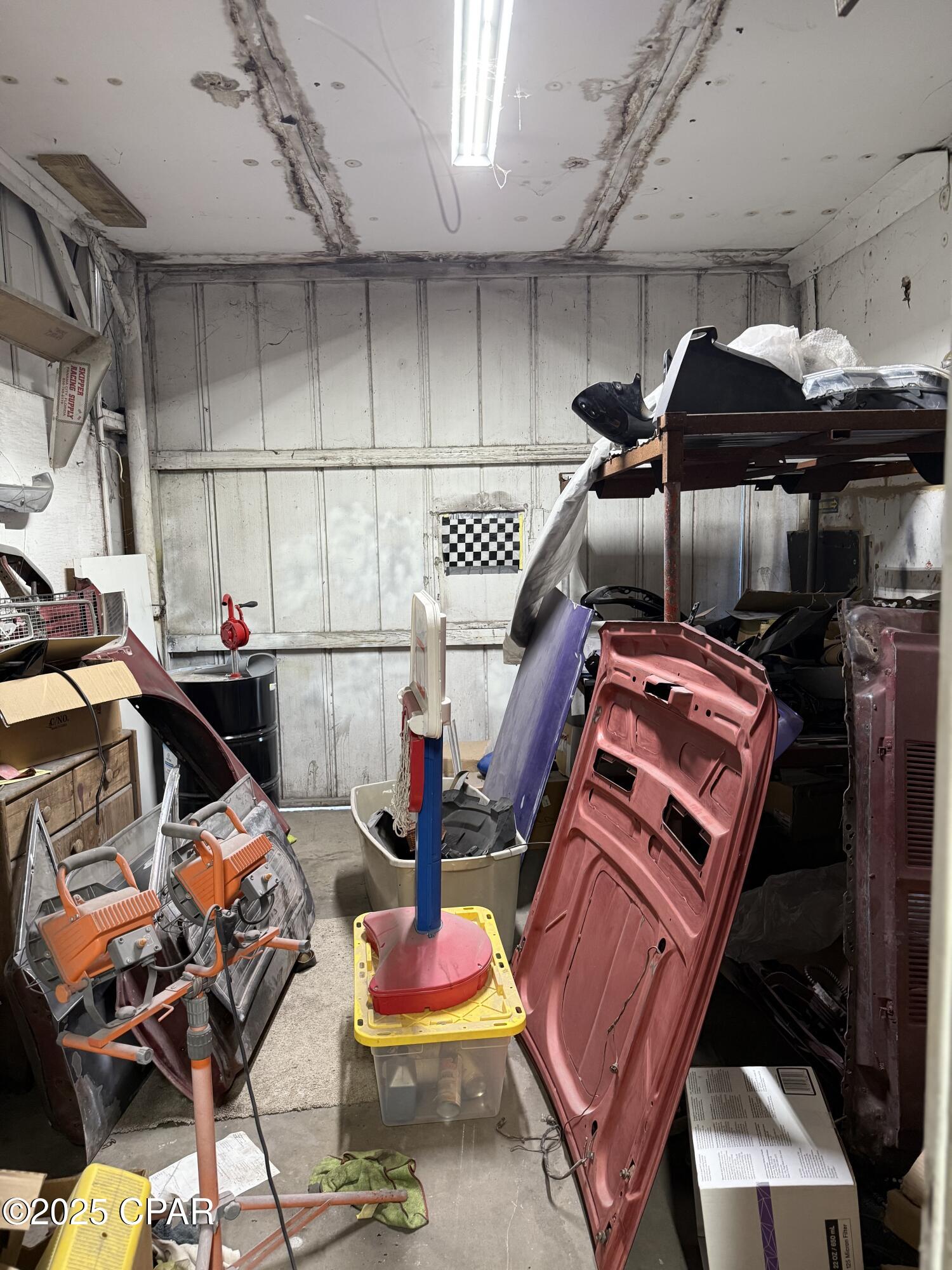 Highland City - Commercial Sale