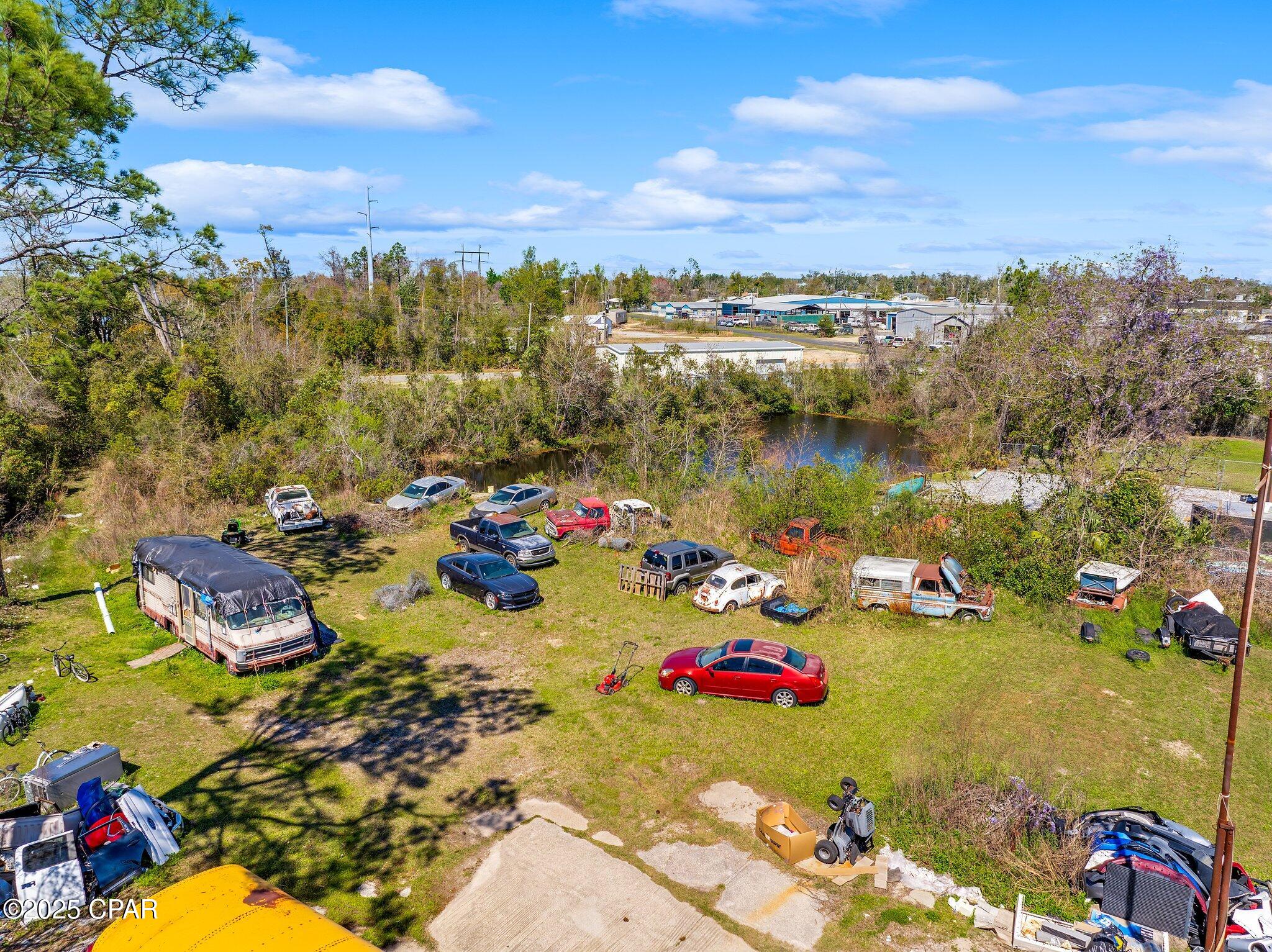 Highland City - Commercial Sale