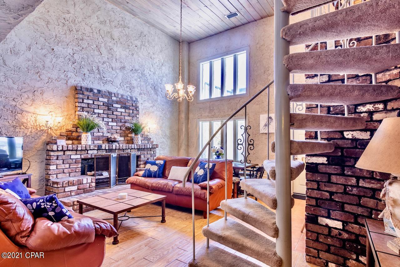 Laguna Beach 2nd Add - Residential