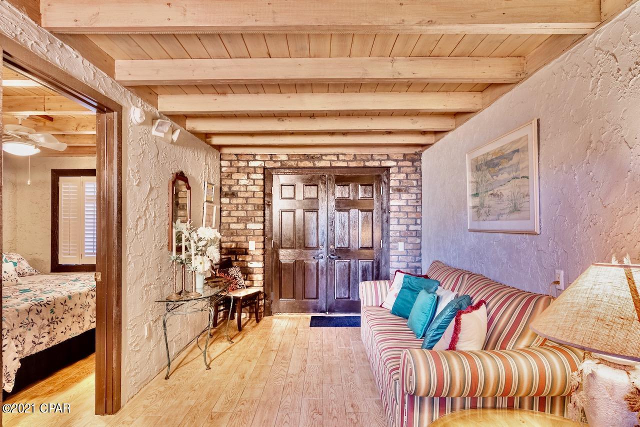 Laguna Beach 2nd Add - Residential