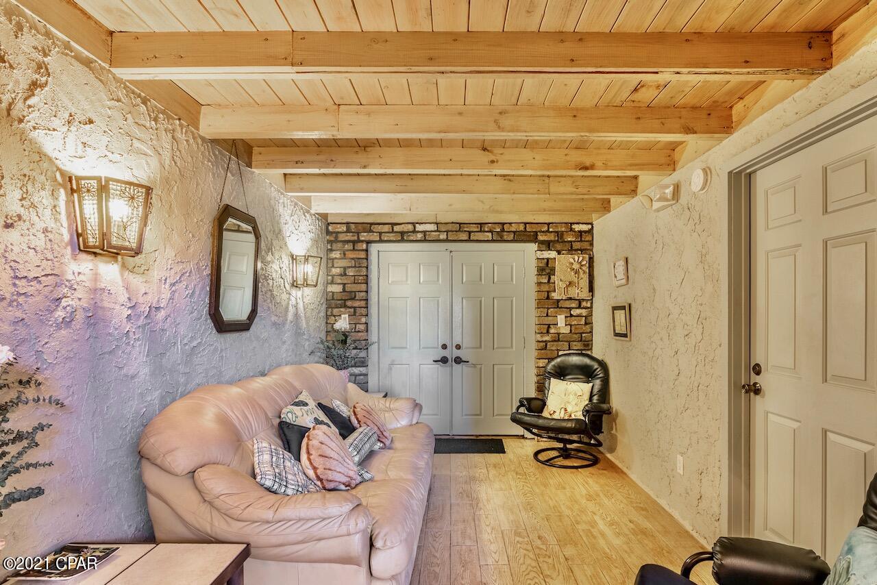 Laguna Beach 2nd Add - Residential