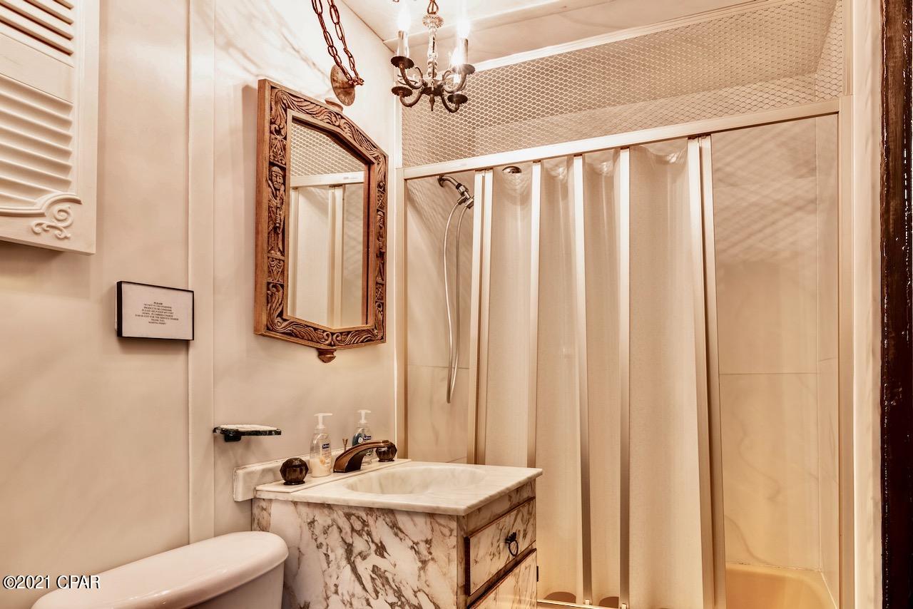 Laguna Beach 2nd Add - Residential