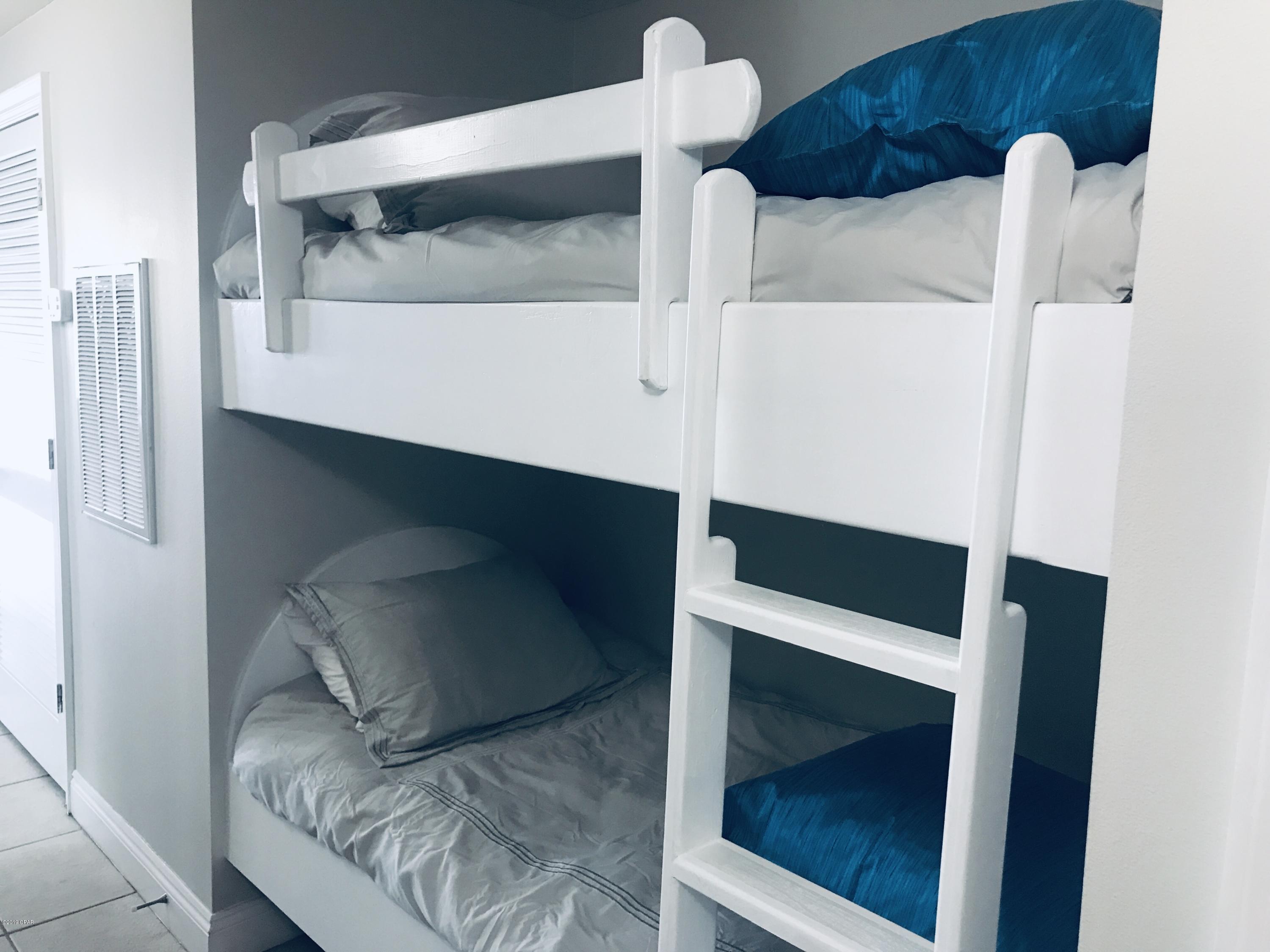 Calypso Towers II - Residential