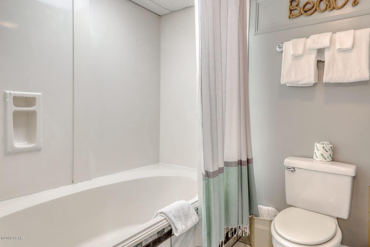 Long Beach Towers I - Residential