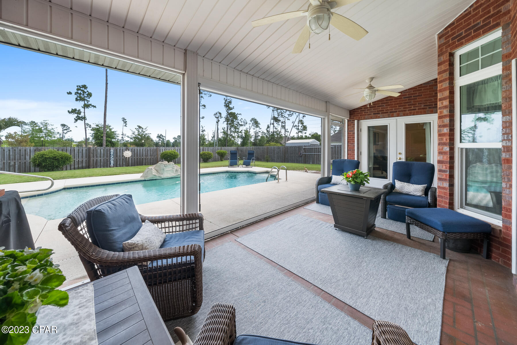 Floridian Place - Residential