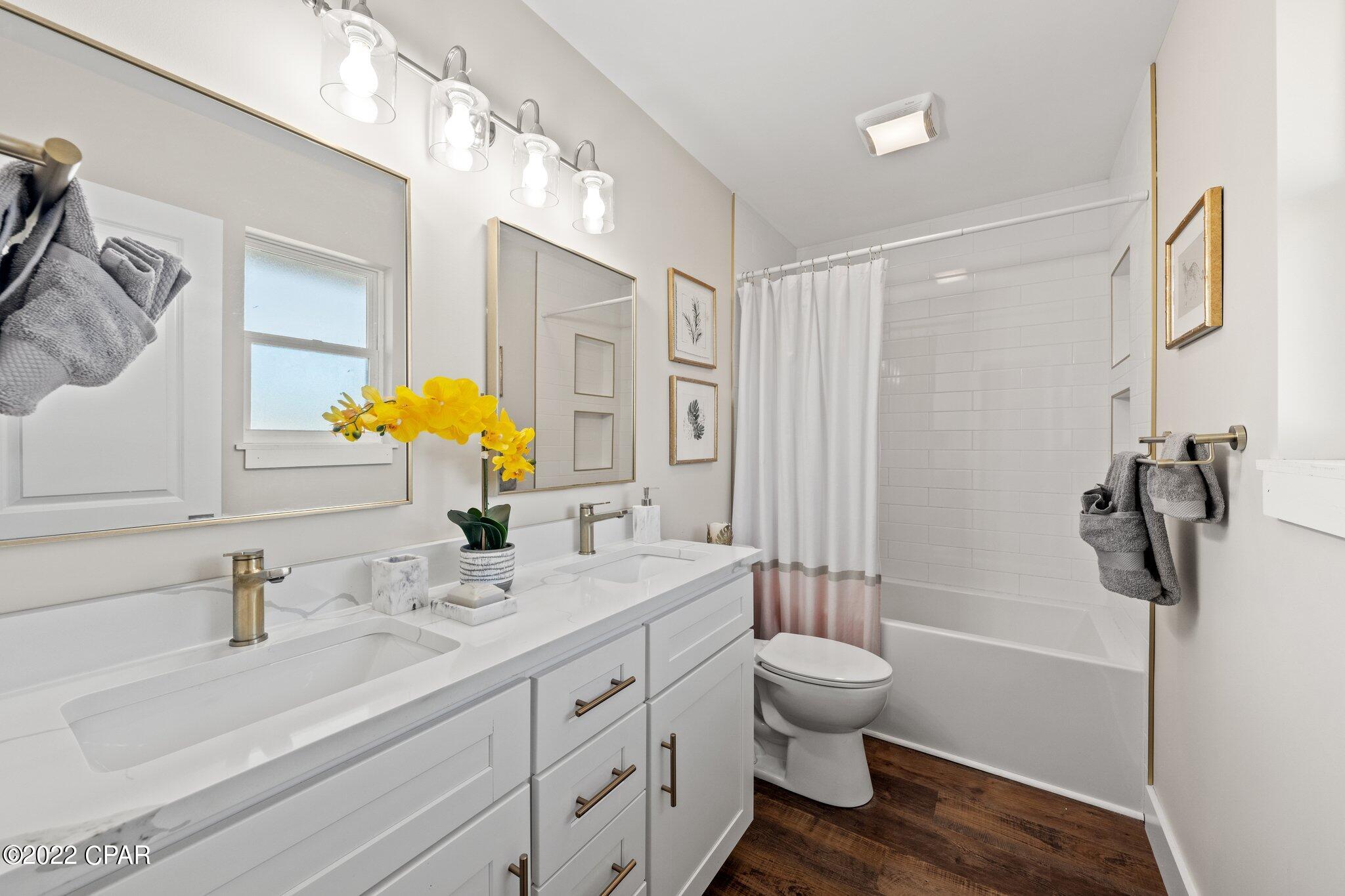 College Point - Residential