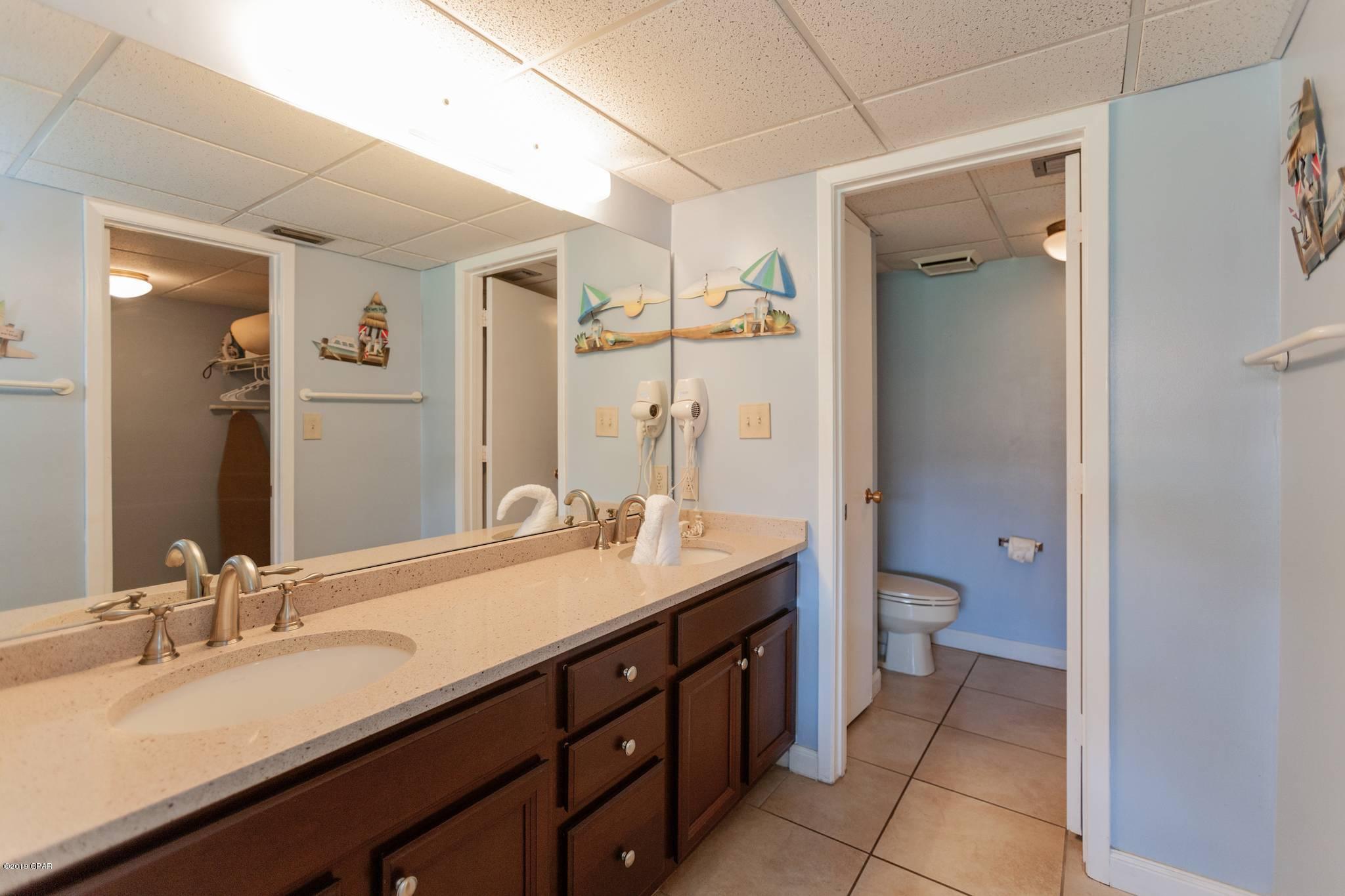 Edgewater Golf Villas IV - Residential