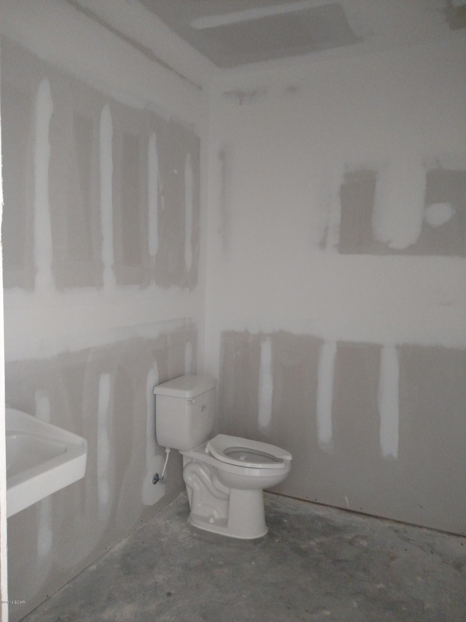 Springfield Farms - Commercial Lease