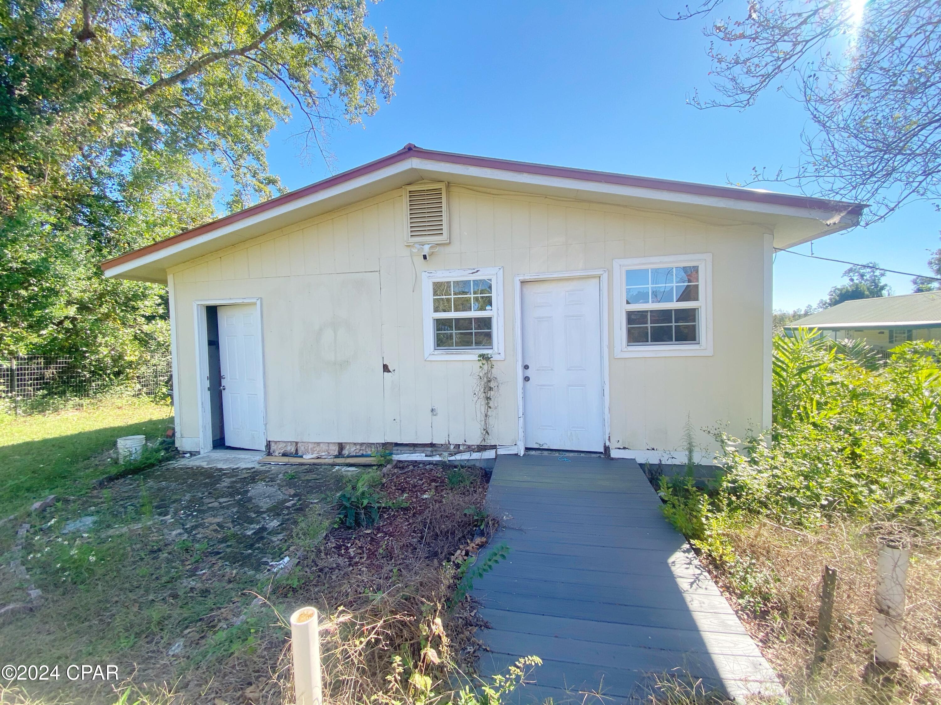 [No Recorded Subdiv] - Residential