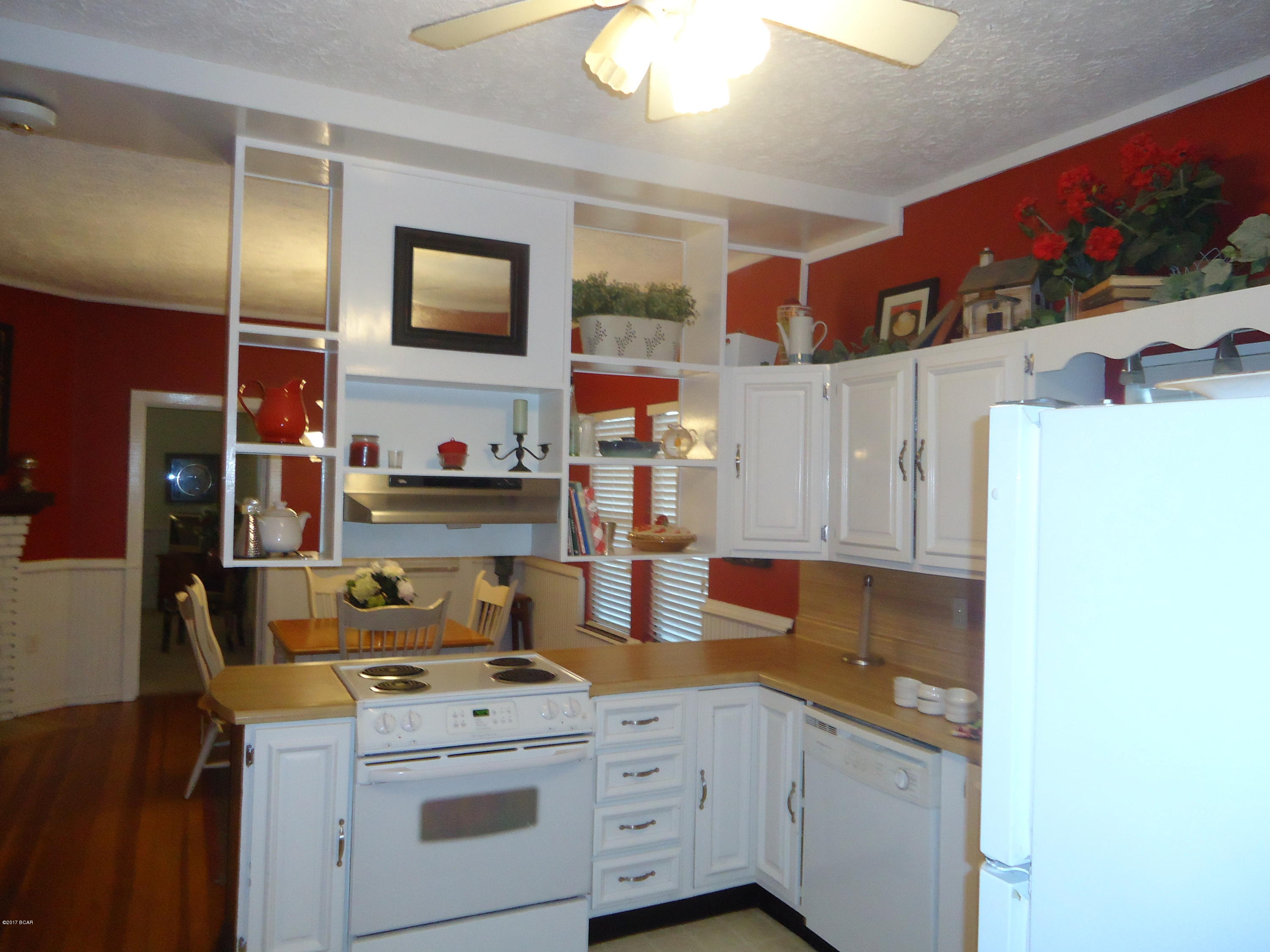 [No Recorded Subdiv] - Residential