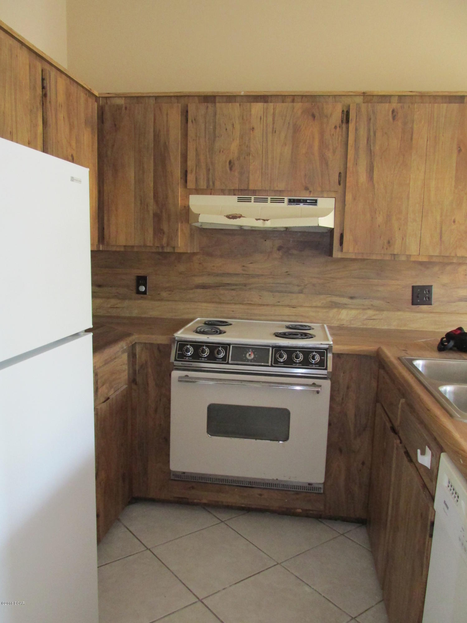 Biltmore Beach - Residential Lease