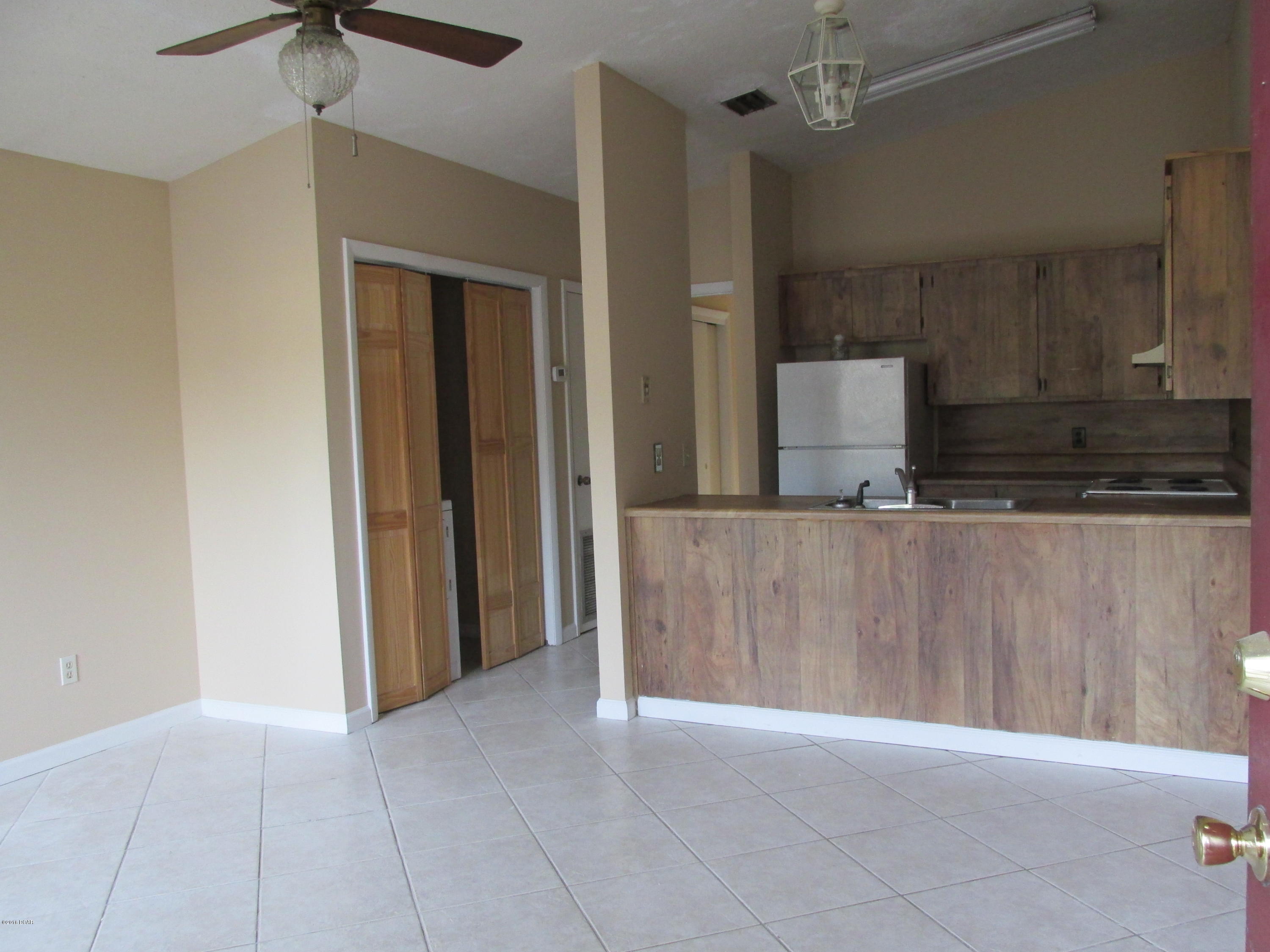 Biltmore Beach - Residential Lease