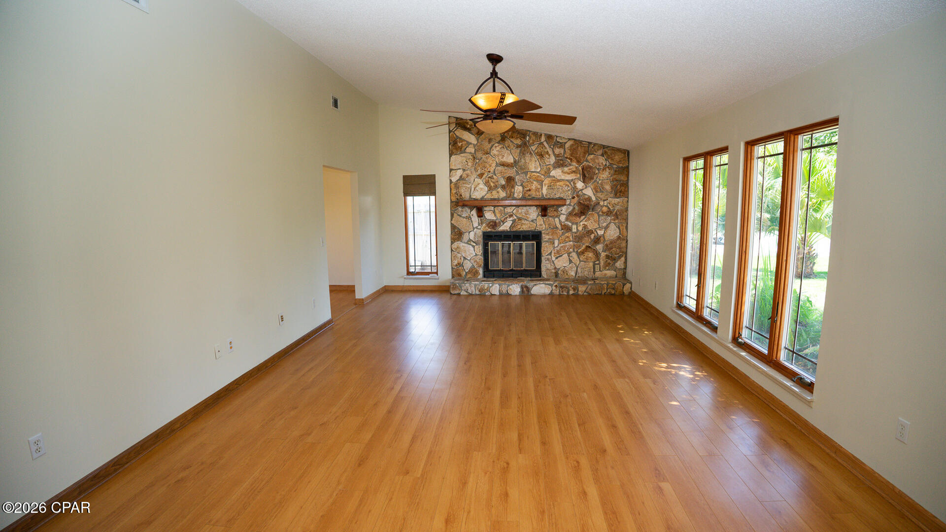 North Lagoon Oaks 6th Add - Residential