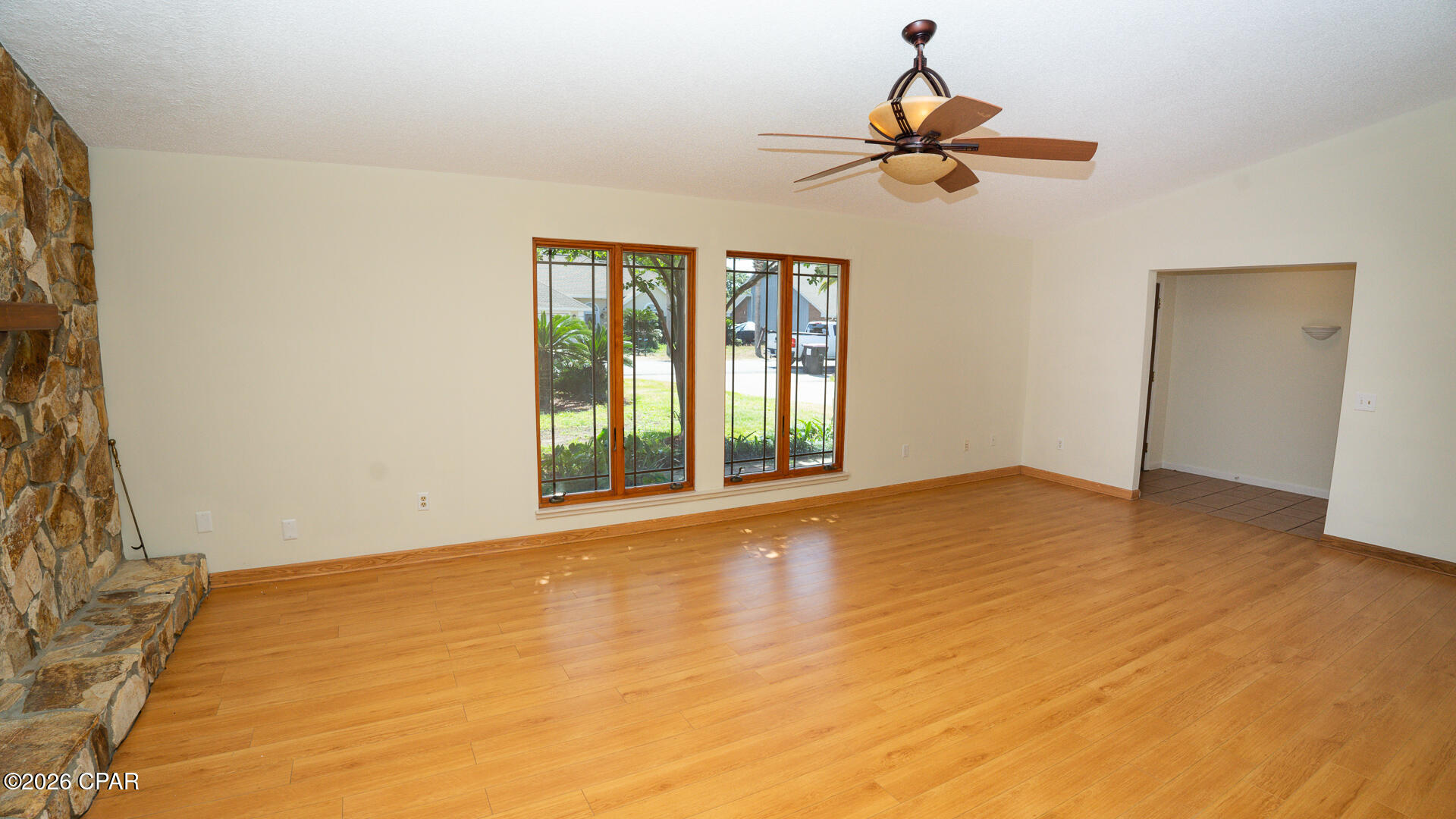 North Lagoon Oaks 6th Add - Residential