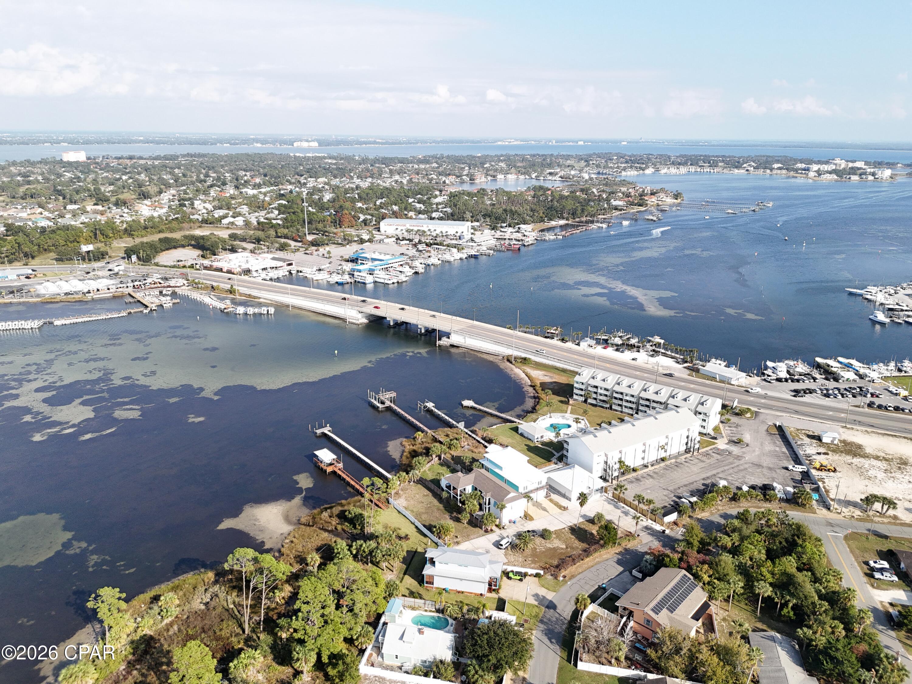 North Lagoon Oaks 6th Add - Residential