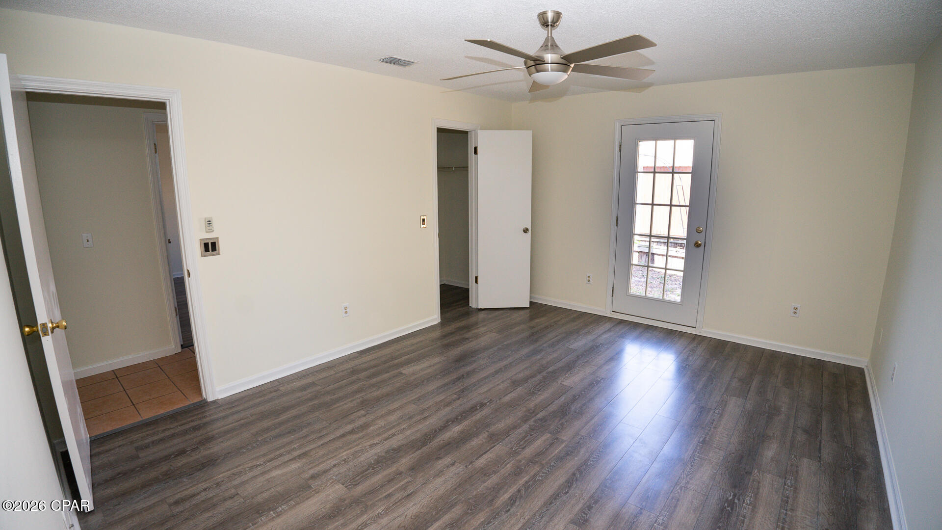 North Lagoon Oaks 6th Add - Residential