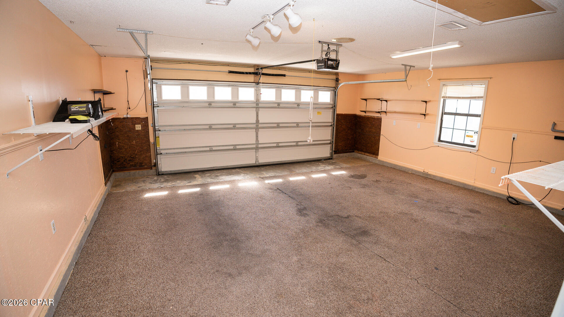 North Lagoon Oaks 6th Add - Residential