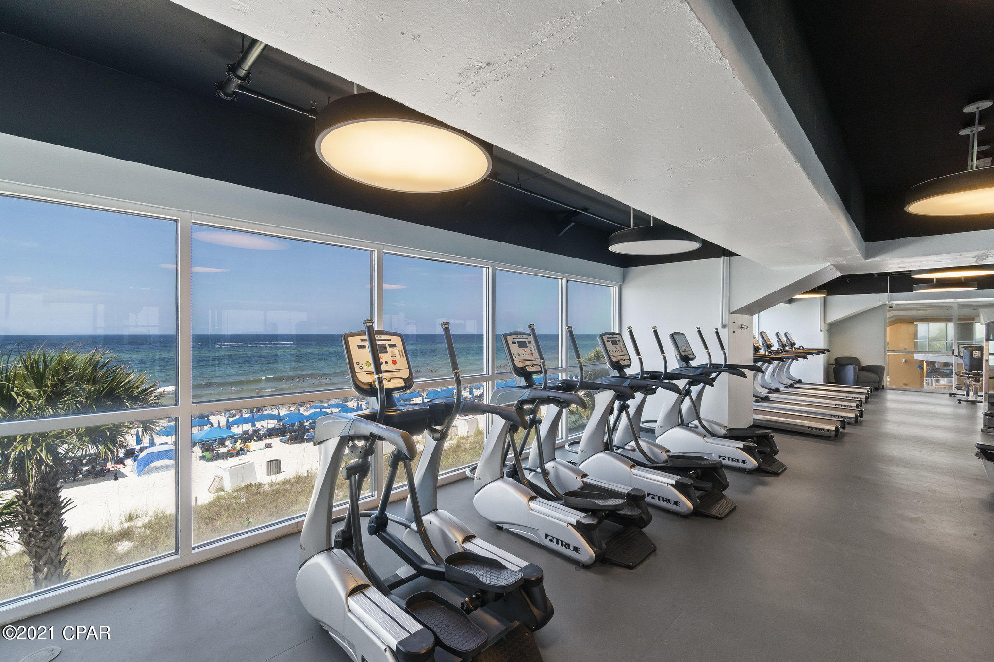 Splash Condo - Residential