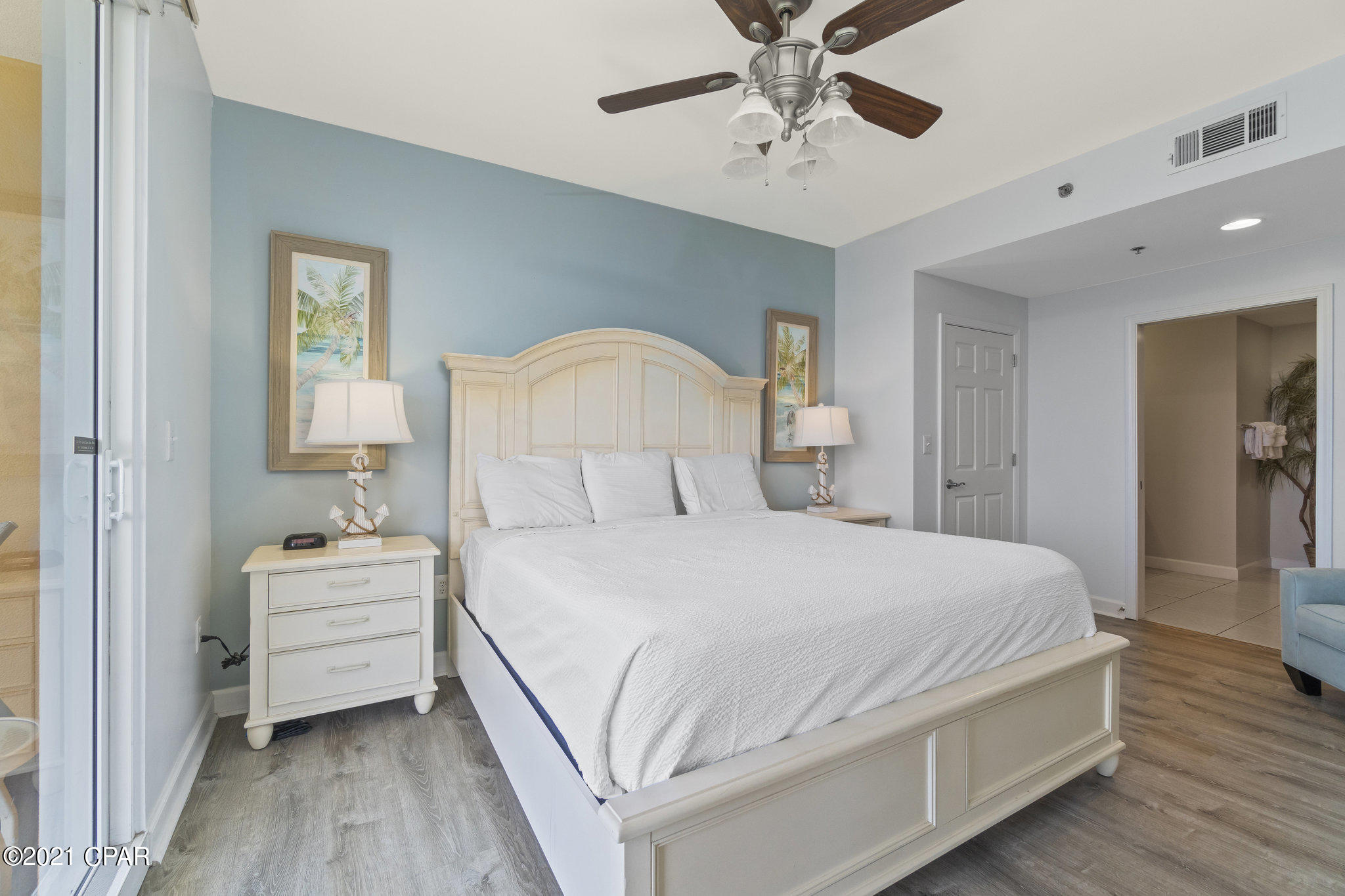 Splash Condo - Residential