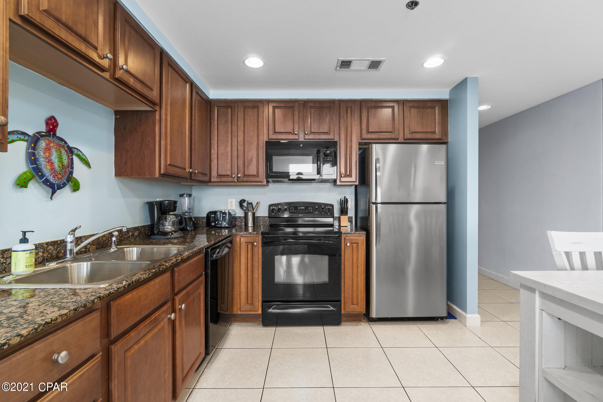 Splash Condo - Residential