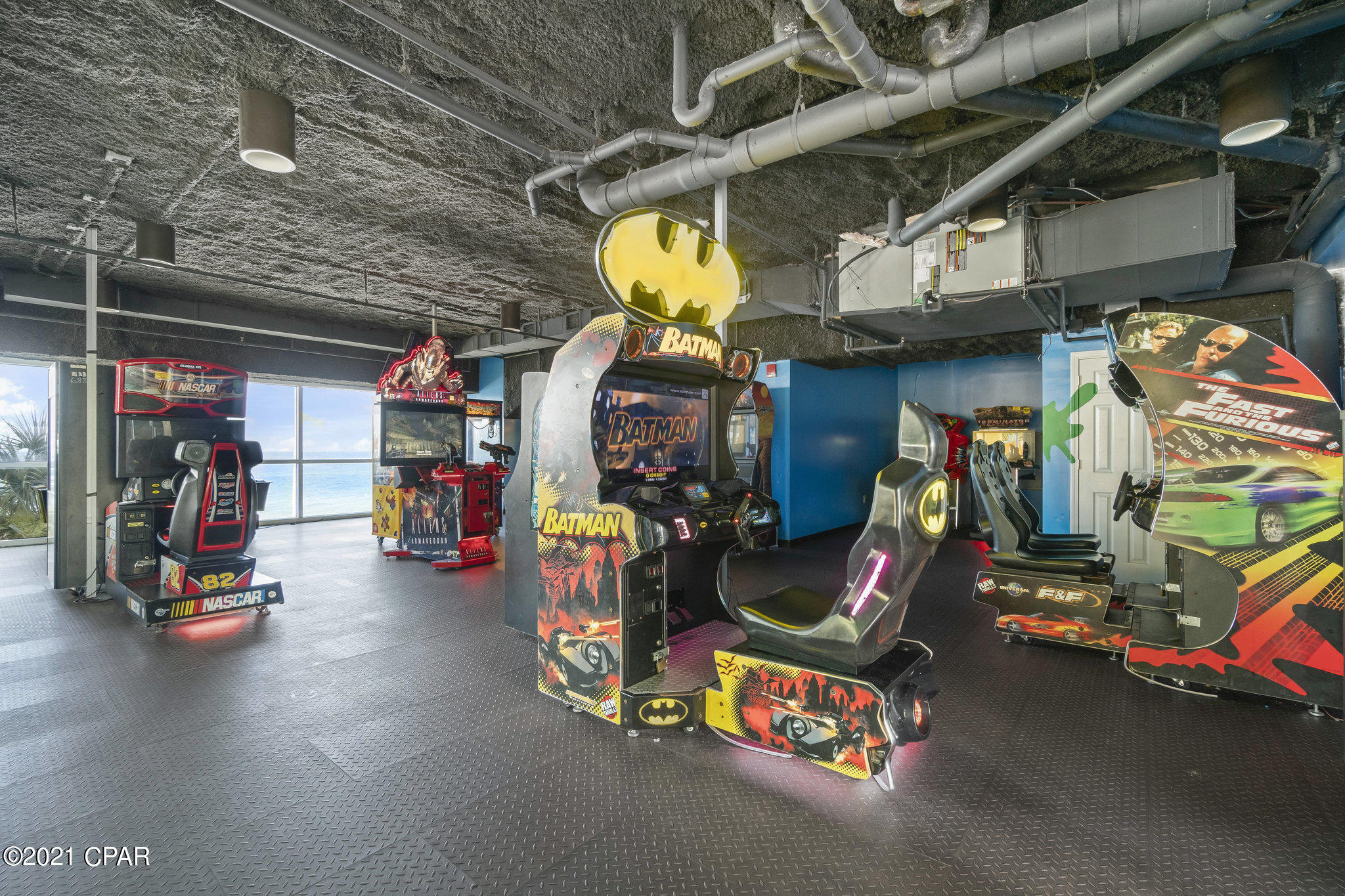 Splash Condo - Residential